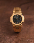 Patek Philippe Nautilus 3800 MINT / Patek service / extract / box / 1983
