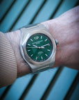 SOLD Girrard-Perregaux Laureato 81010 "Sunray Green" NEW 2022