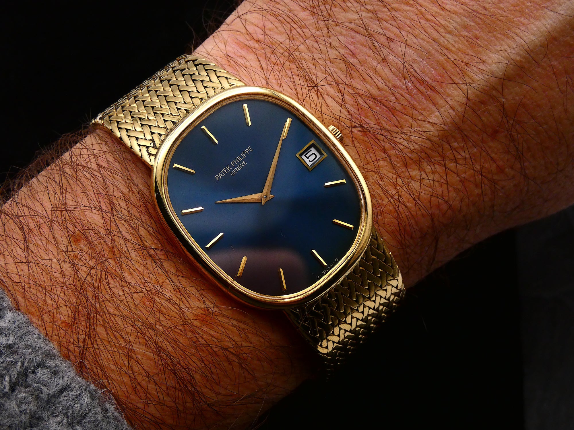 SOLD Patek Philippe Golden Ellipse 3605 Jumbo / Rare automatic / ELLIPSE D&#39;OR Date / with extract