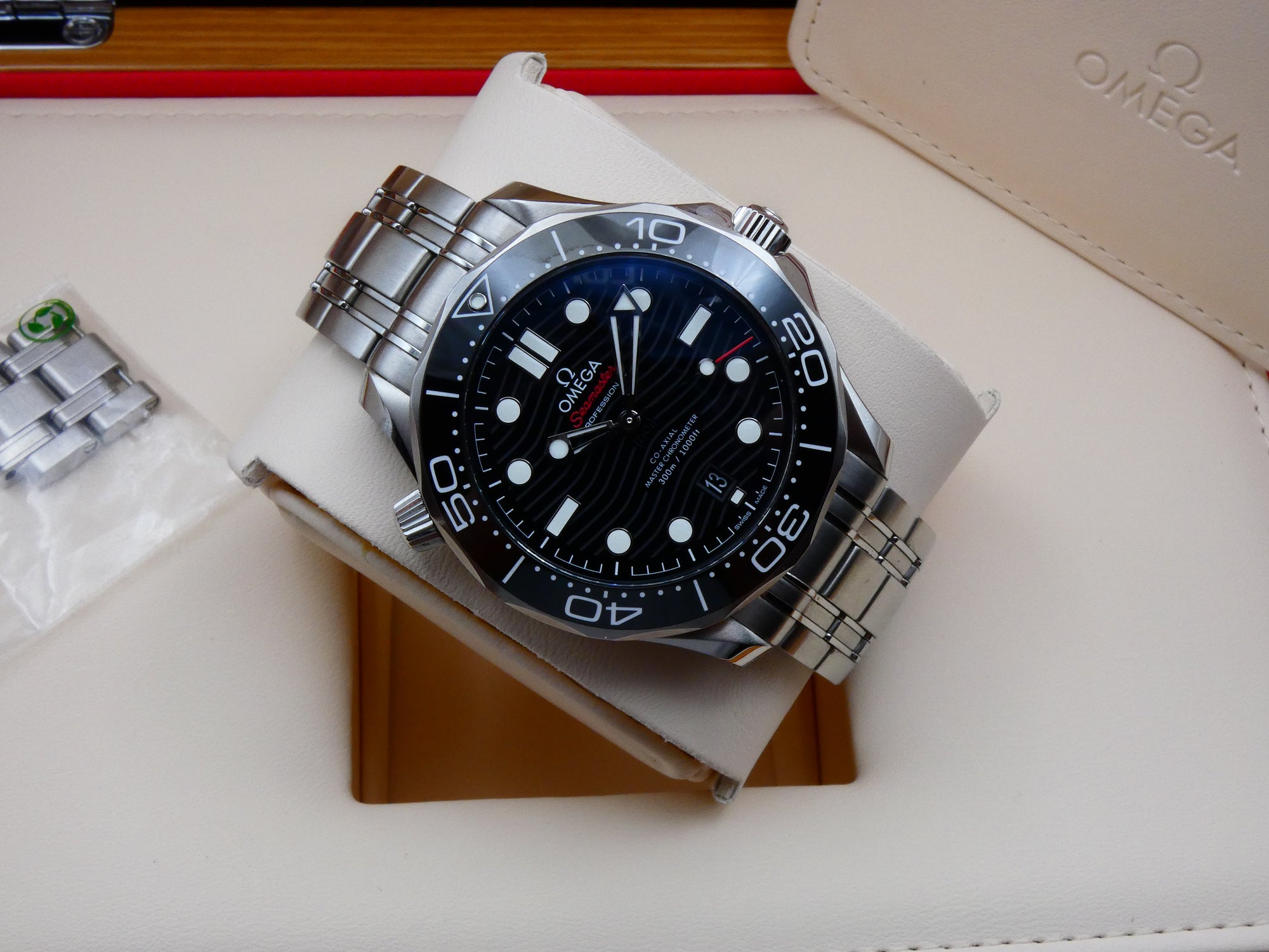 SOLD Omega Seamaster Diver 300 M  2022