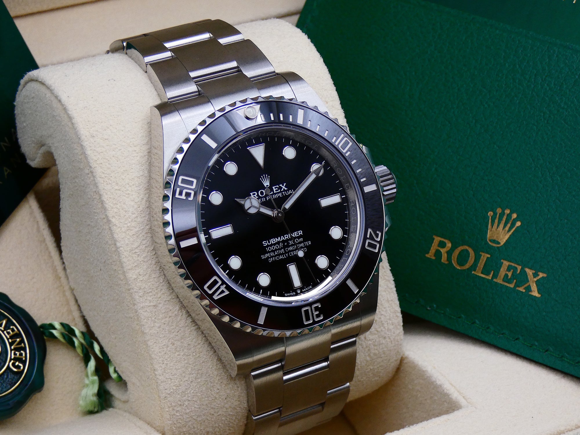 SOLD Rolex Submariner (No Date) New 124060