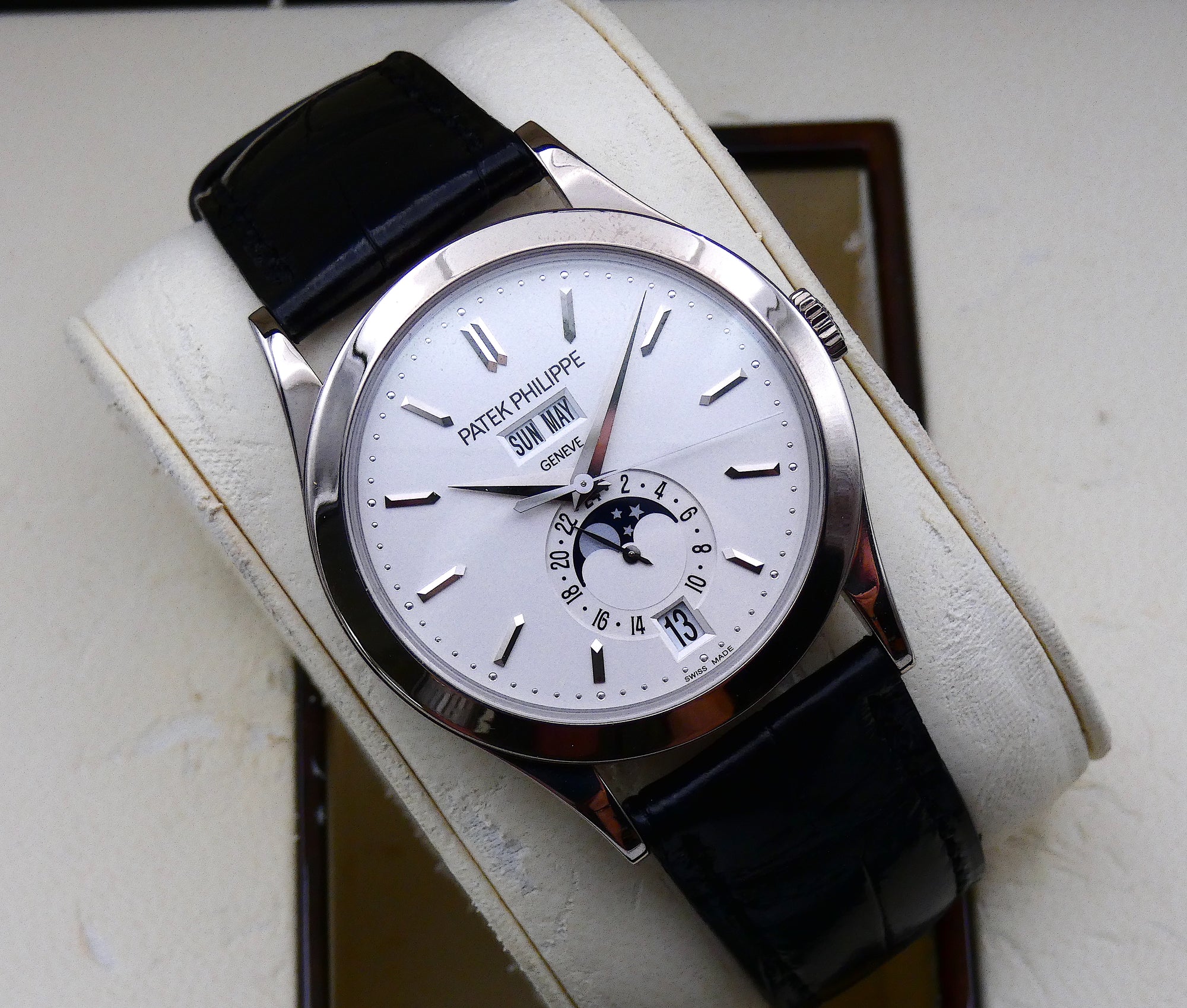 SOLD Patek Philippe Annual Calendar Full set / serviced 5396G
