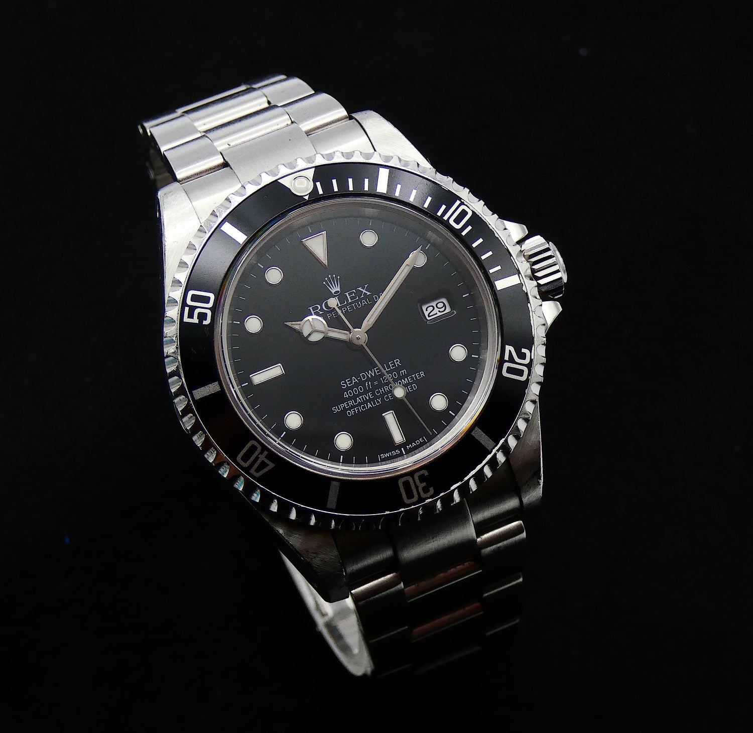 Reserved Rolex Sea-Dweller 4000 16600
