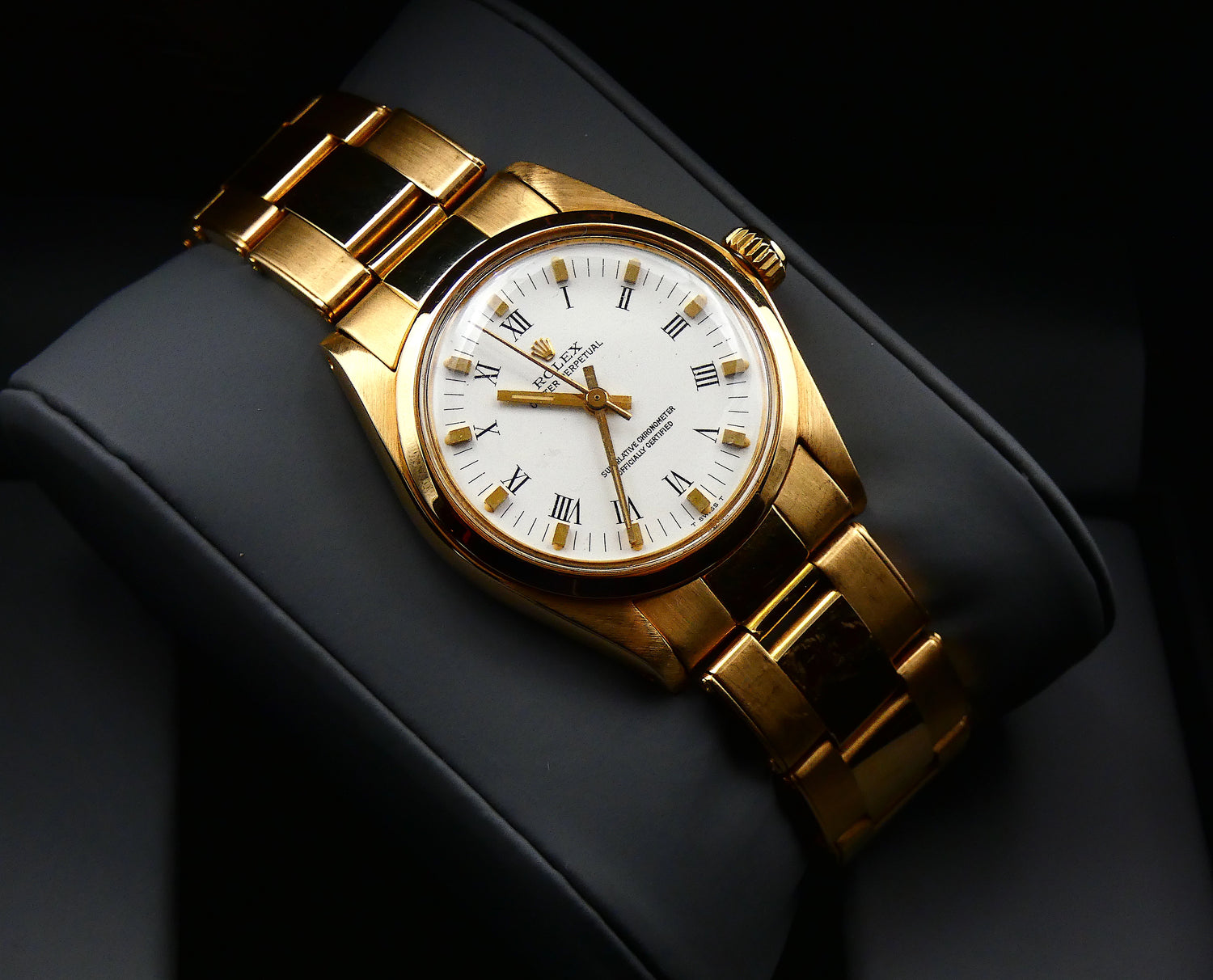 Rolex Oyster Perpetual 31 white buckley 6748