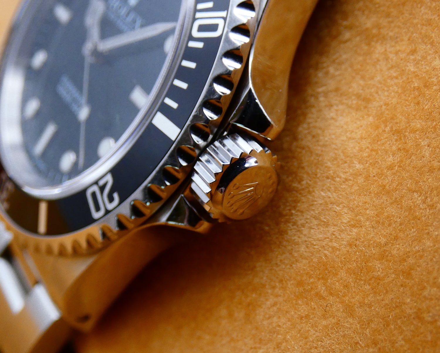 SOLD Rolex Submariner (No Date) 14060