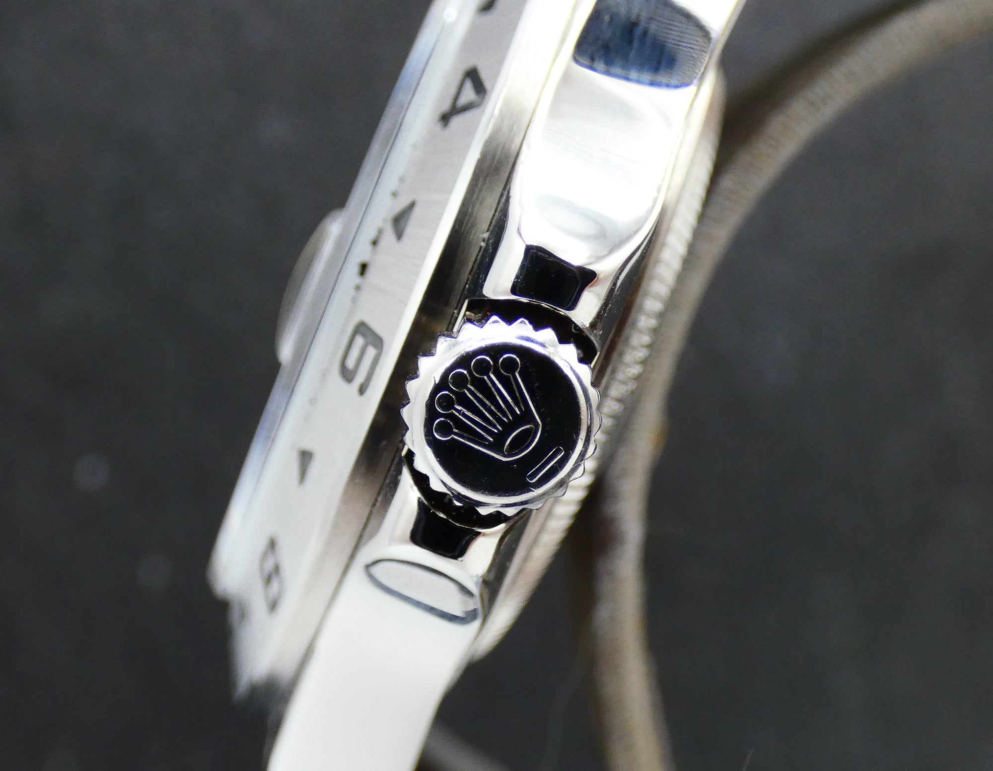 Rolex Explorer II No holes 16570
