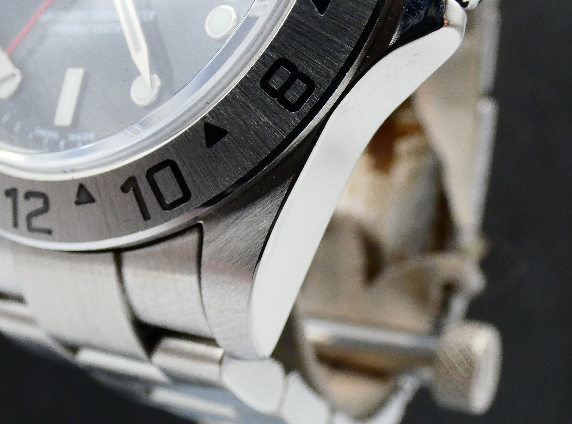 Rolex Explorer II No holes 16570