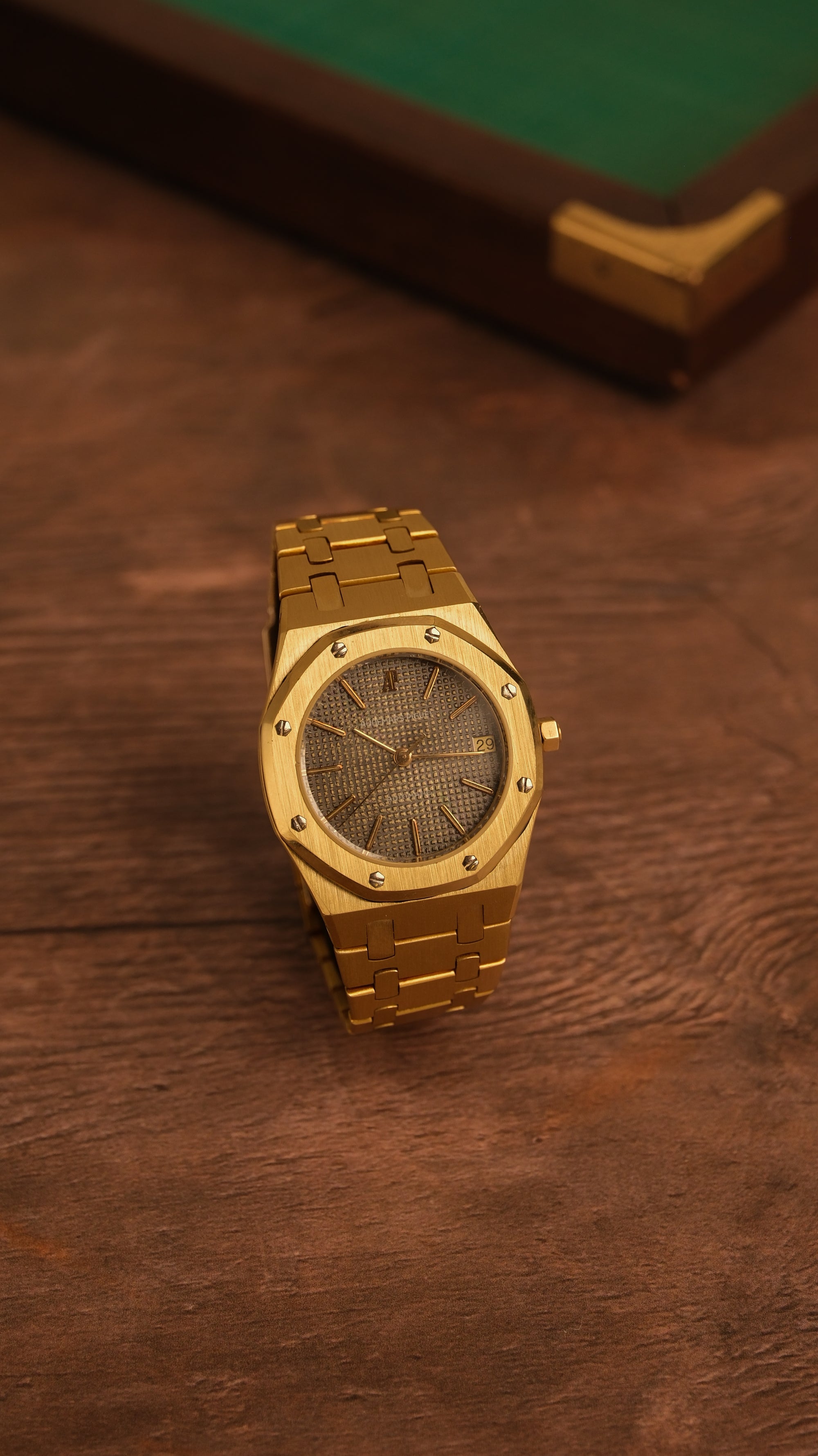 Audemars Piguet Royal Oak Nice condition! long bracelet / tropical fade grey 4100BA