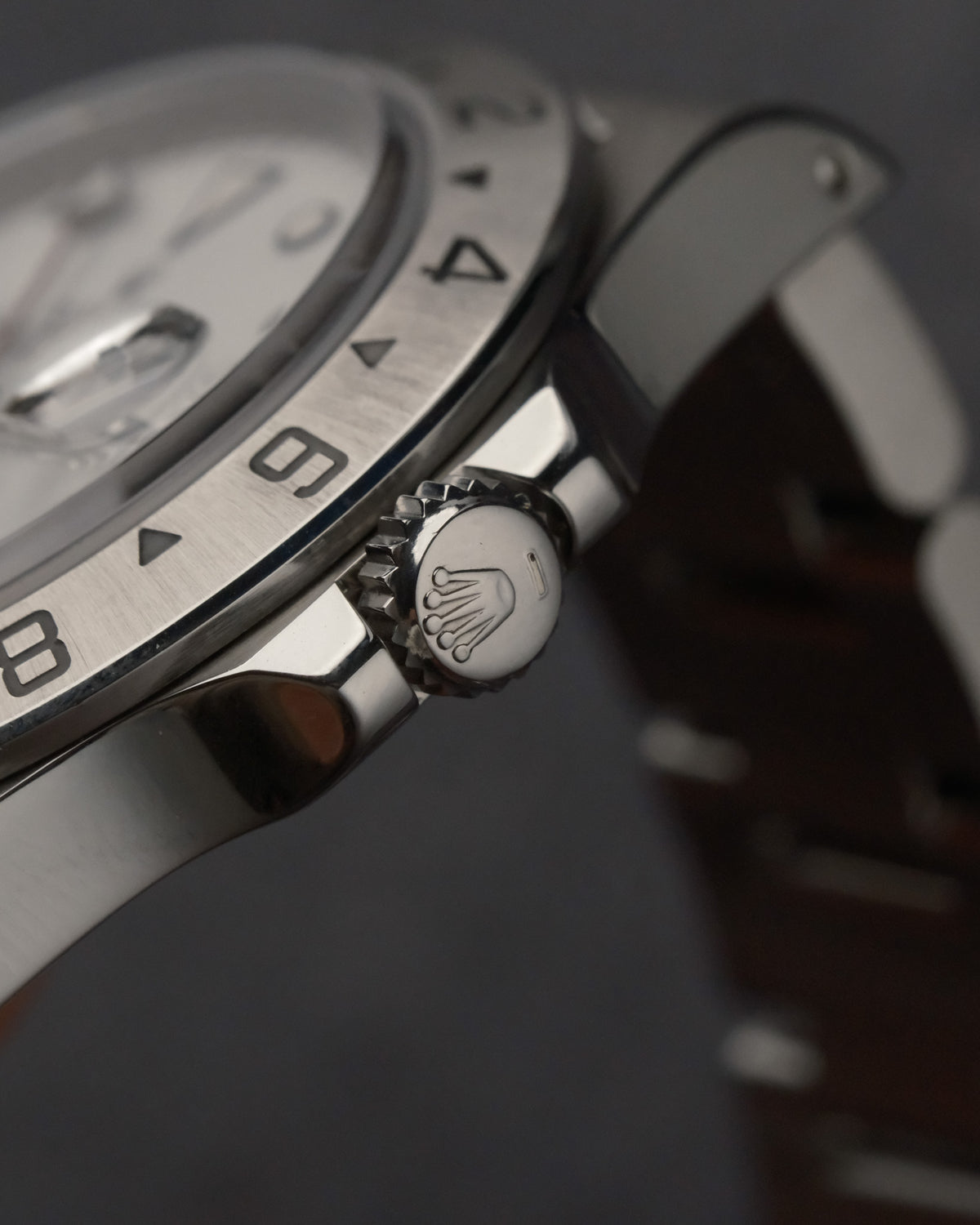 Rolex Explorer II 16570 Polar – 1993 - Minty - tritium