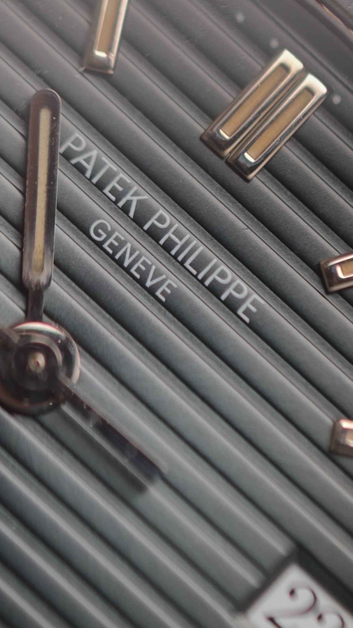 Patek Philippe Nautilus 1995 / extract / serviced PP / box and goodies
