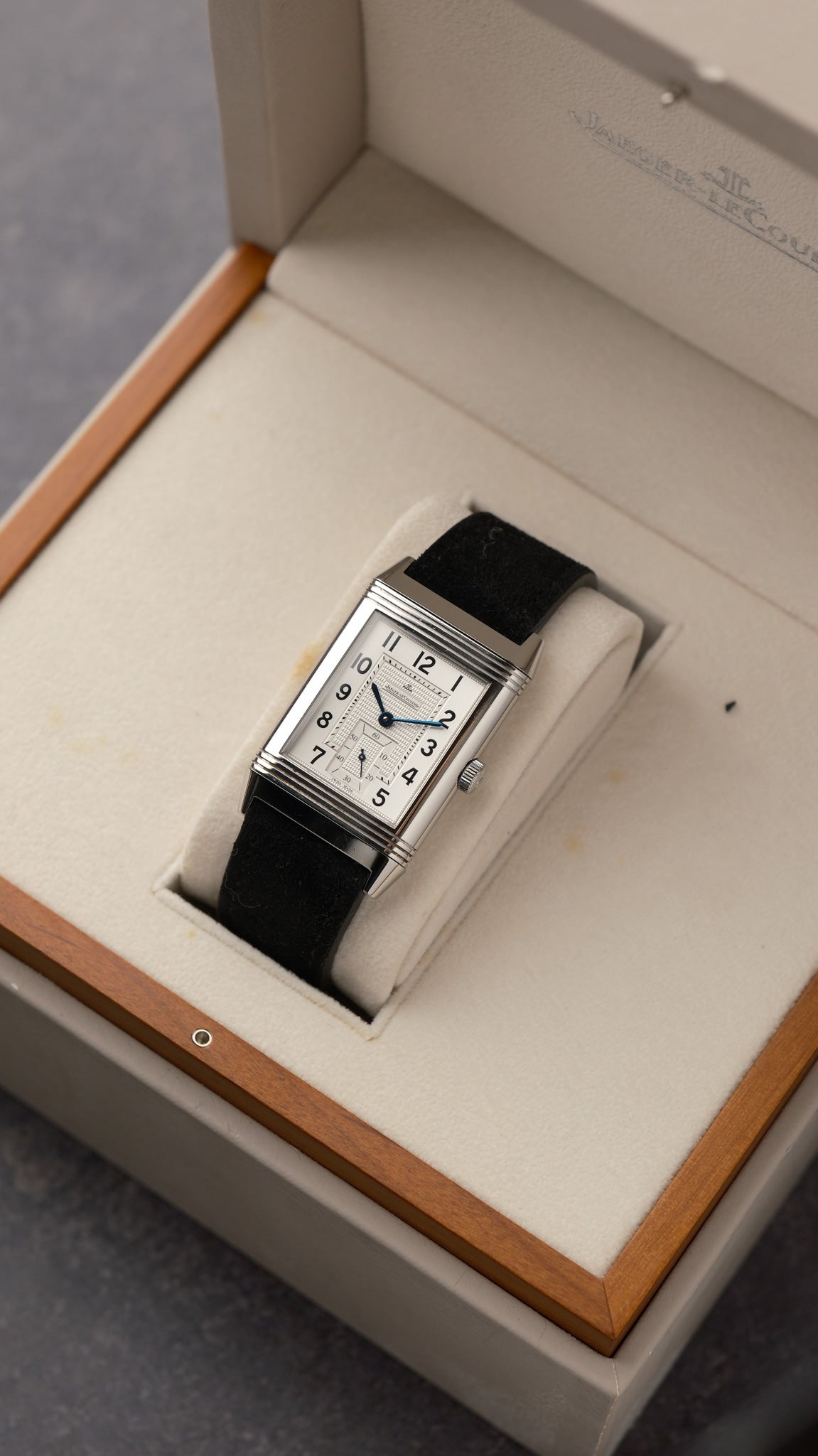 Jaeger-LeCoultre Reverso 273.8.04 – Silver Dial – Box - VAT RECLAMABLE