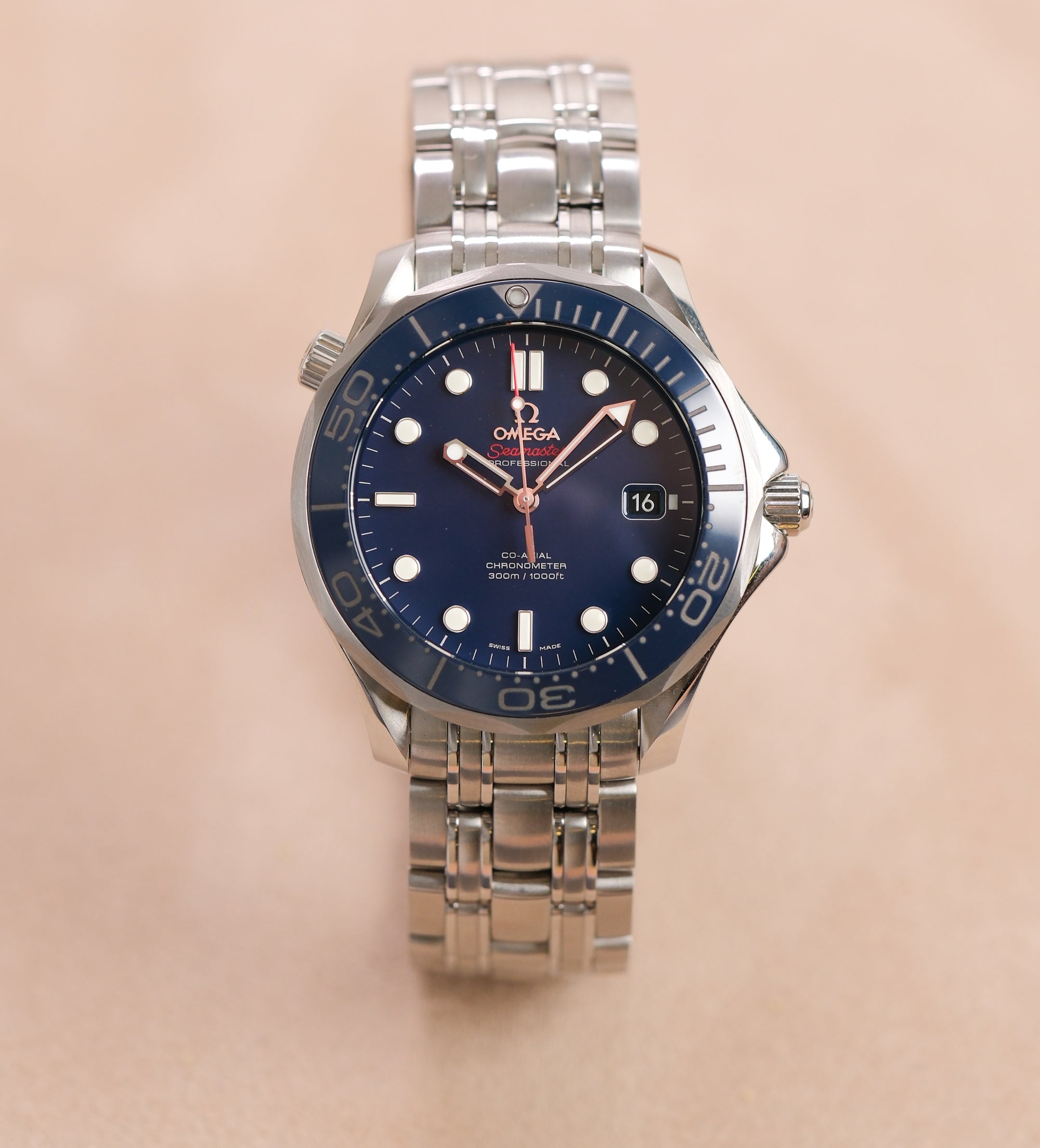 SOLD  Omega Seamaster Diver 300 M NEW Full set