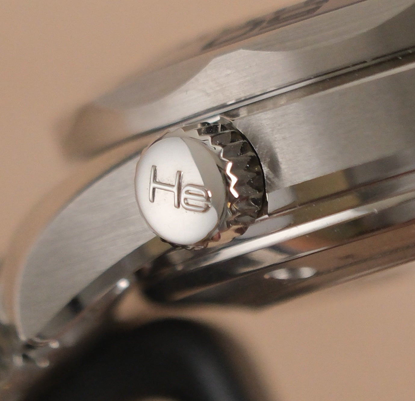 SOLD  Omega Seamaster Diver 300 M NEW Full set