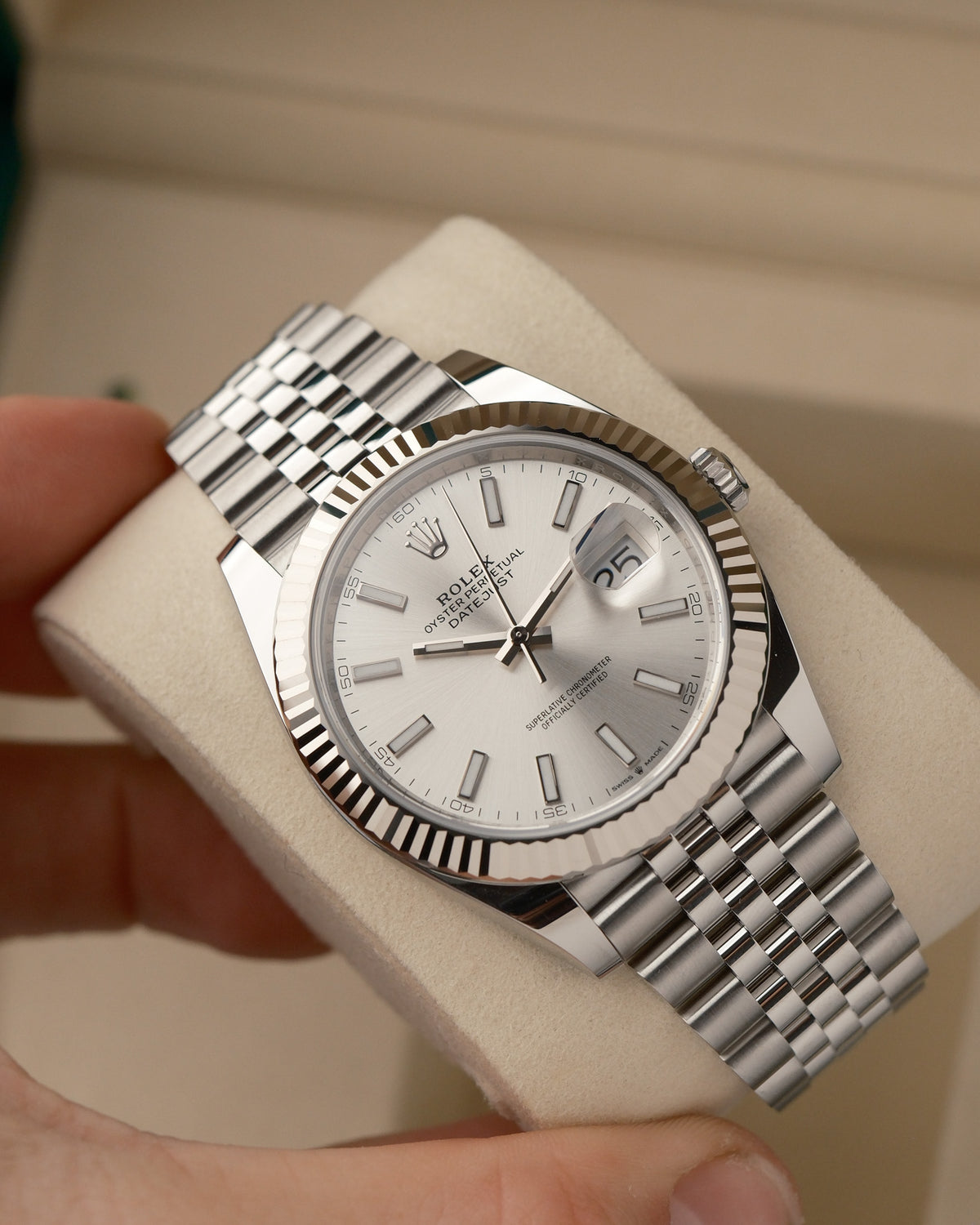 Rolex Datejust 41 – Silver Dial – White Gold Fluted Bezel – 2025 NEW