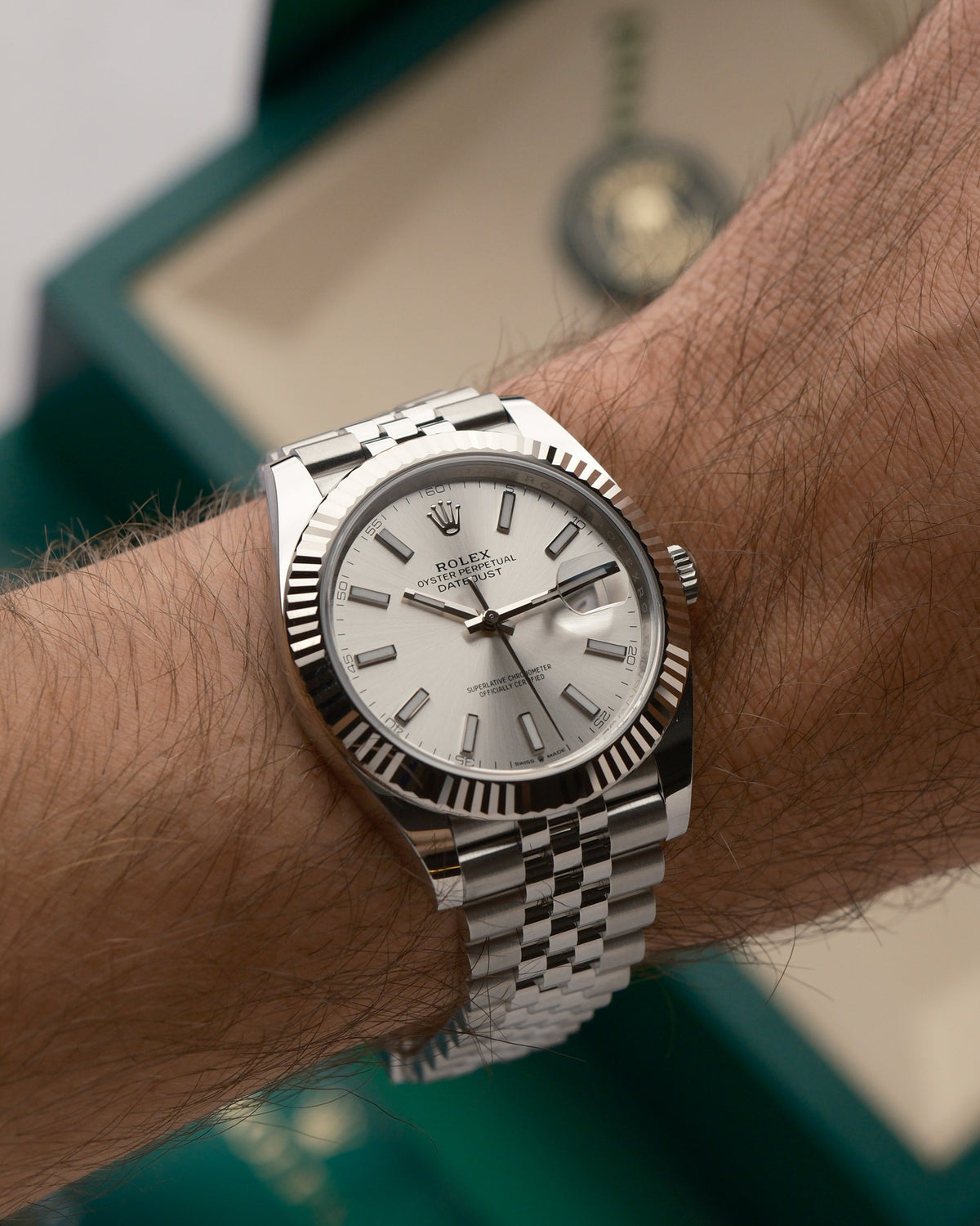 Rolex Datejust 41 – Silver Dial – White Gold Fluted Bezel – 2025 NEW