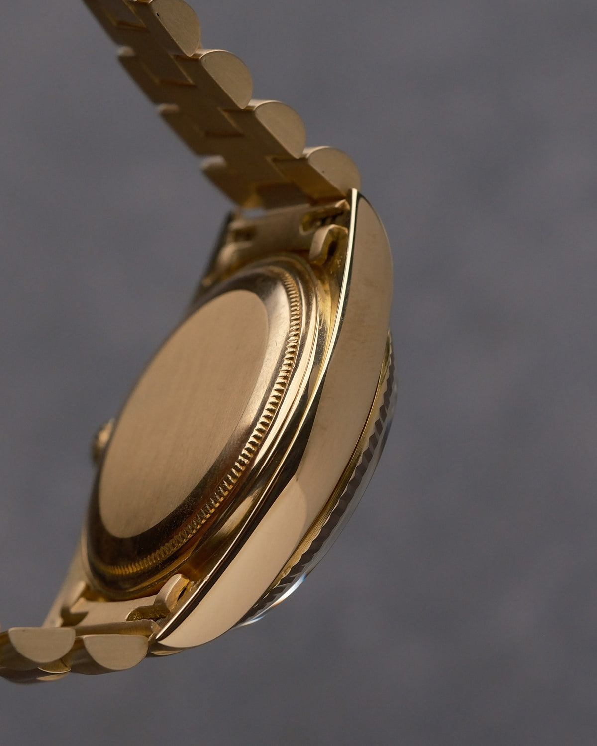 Rolex Day-Date 18038 – Blue Dial – 18K Gold – 1981
