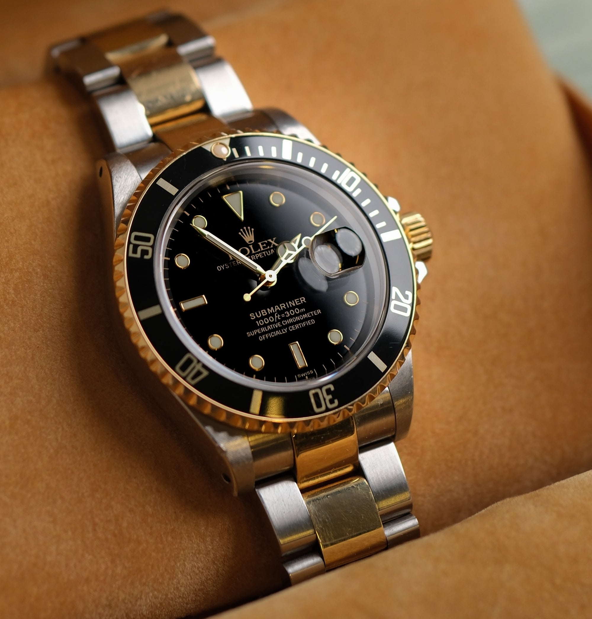 Rolex Submariner Date 2000 / NL / Full set / swiss only 16613