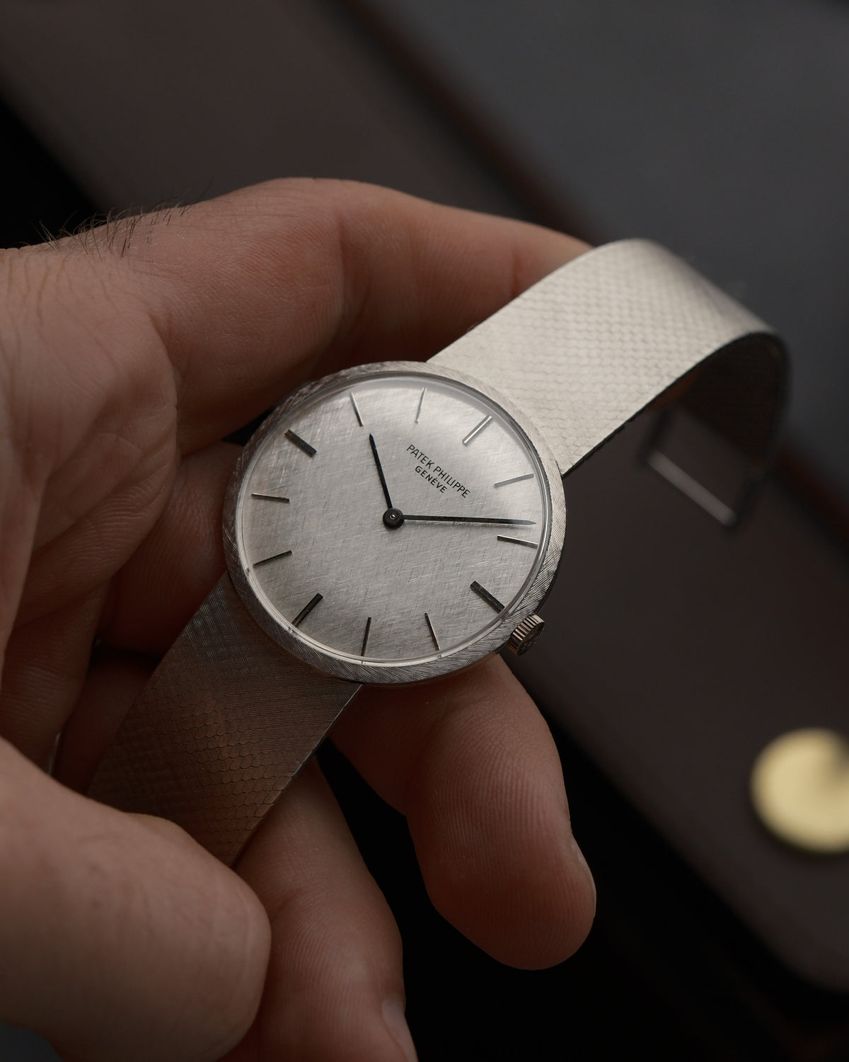 RARE Patek Philippe Calatrava 3468/5G – 18K White Gold – Integrated Bracelet - VAT REFUND POSSIBLE