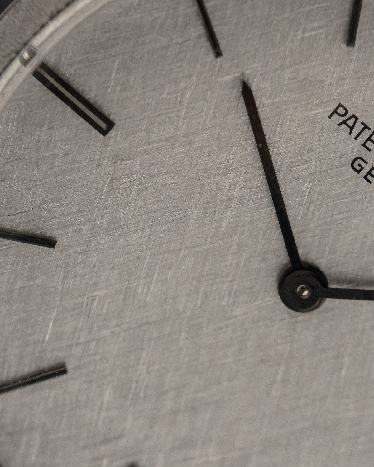 RARE Patek Philippe Calatrava 3468/5G – 18K White Gold – Integrated Bracelet - VAT REFUND POSSIBLE