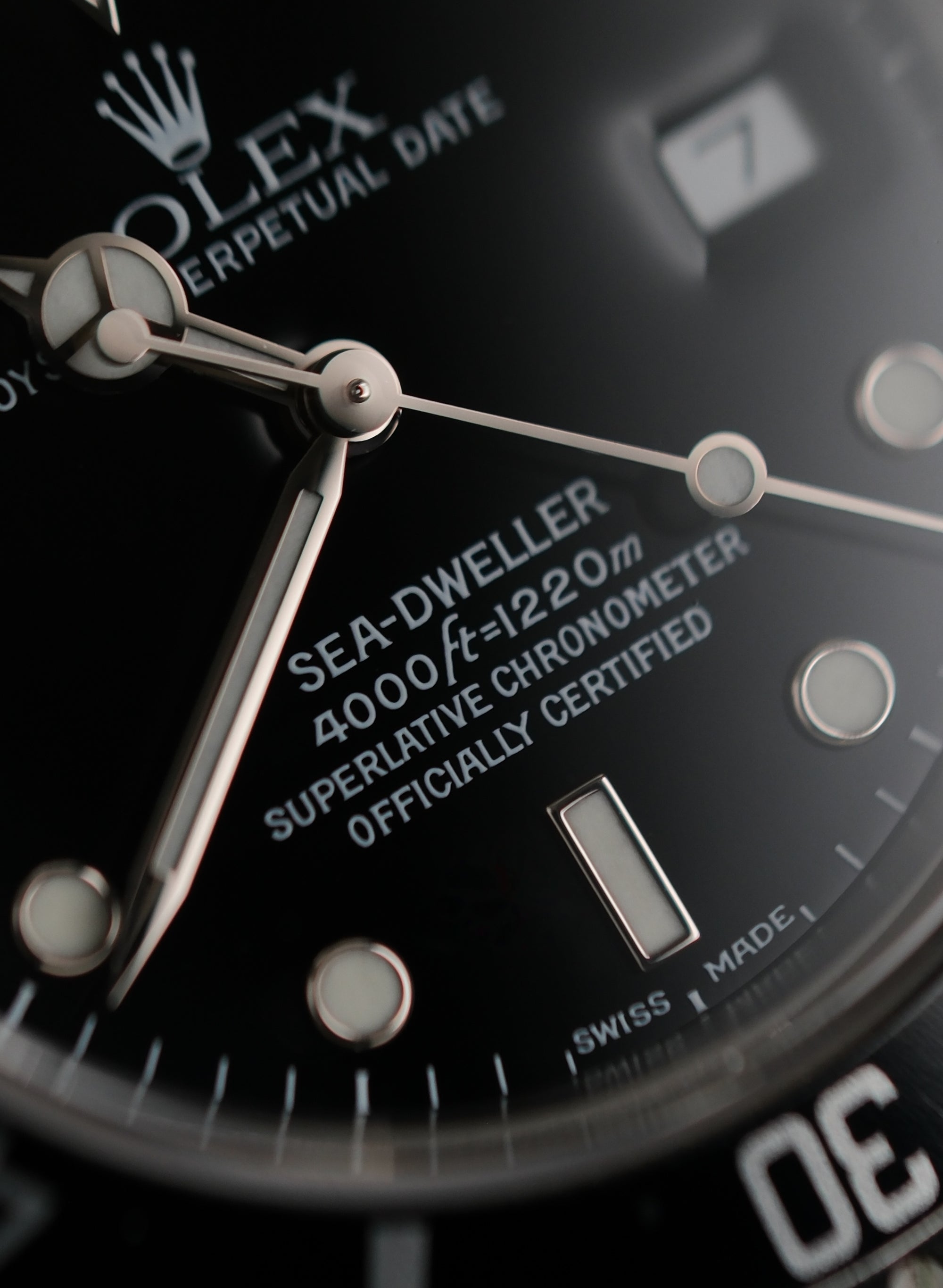 Rolex Sea-Dweller 4000 Full set / 2003 / NL watch / Minty 16600