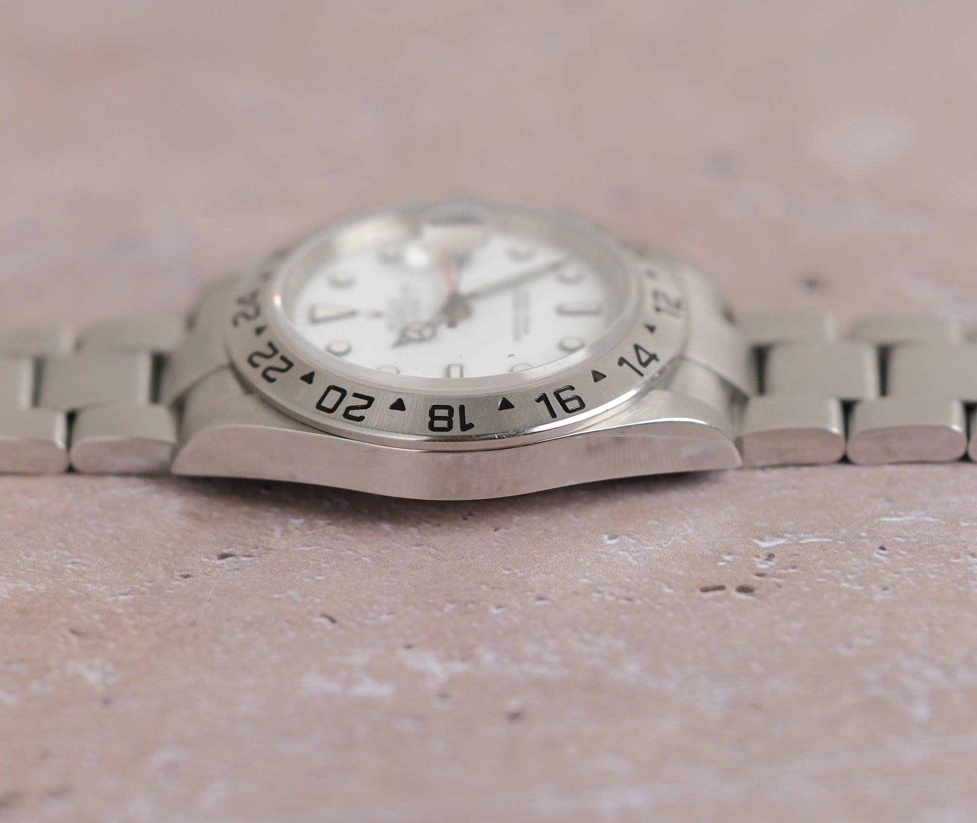 Rolex Explorer II RRR / No holes / New card / New movement / Last edition