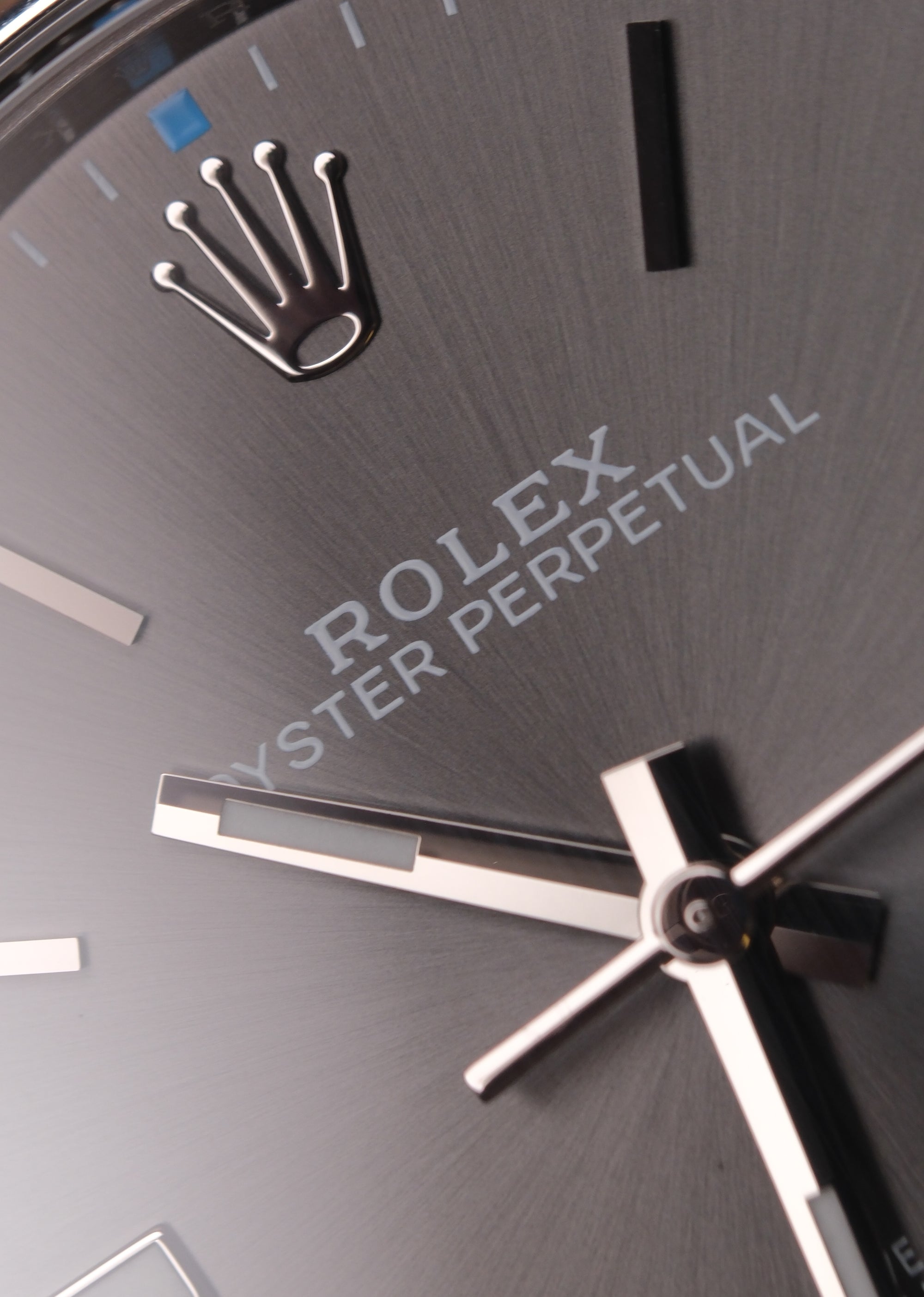 Oyster Perpetual 39 114300 slate grey / Rhodium