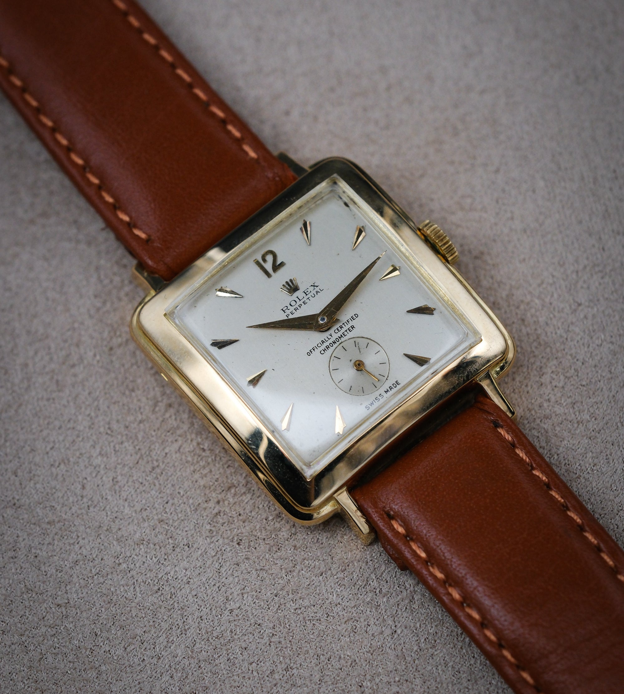GERESERVEERD Rolex 4645 Very rare Cioccolatone / square automatic perpetual