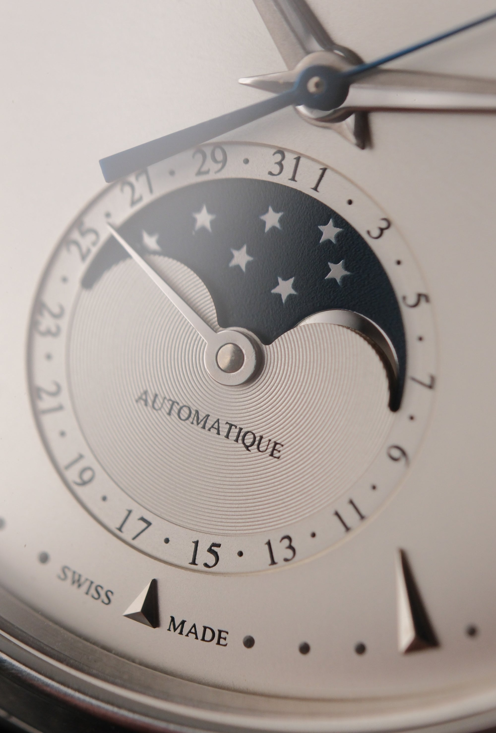 Jaeger-LeCoultre Master Ultra Thin Moon Q1368420