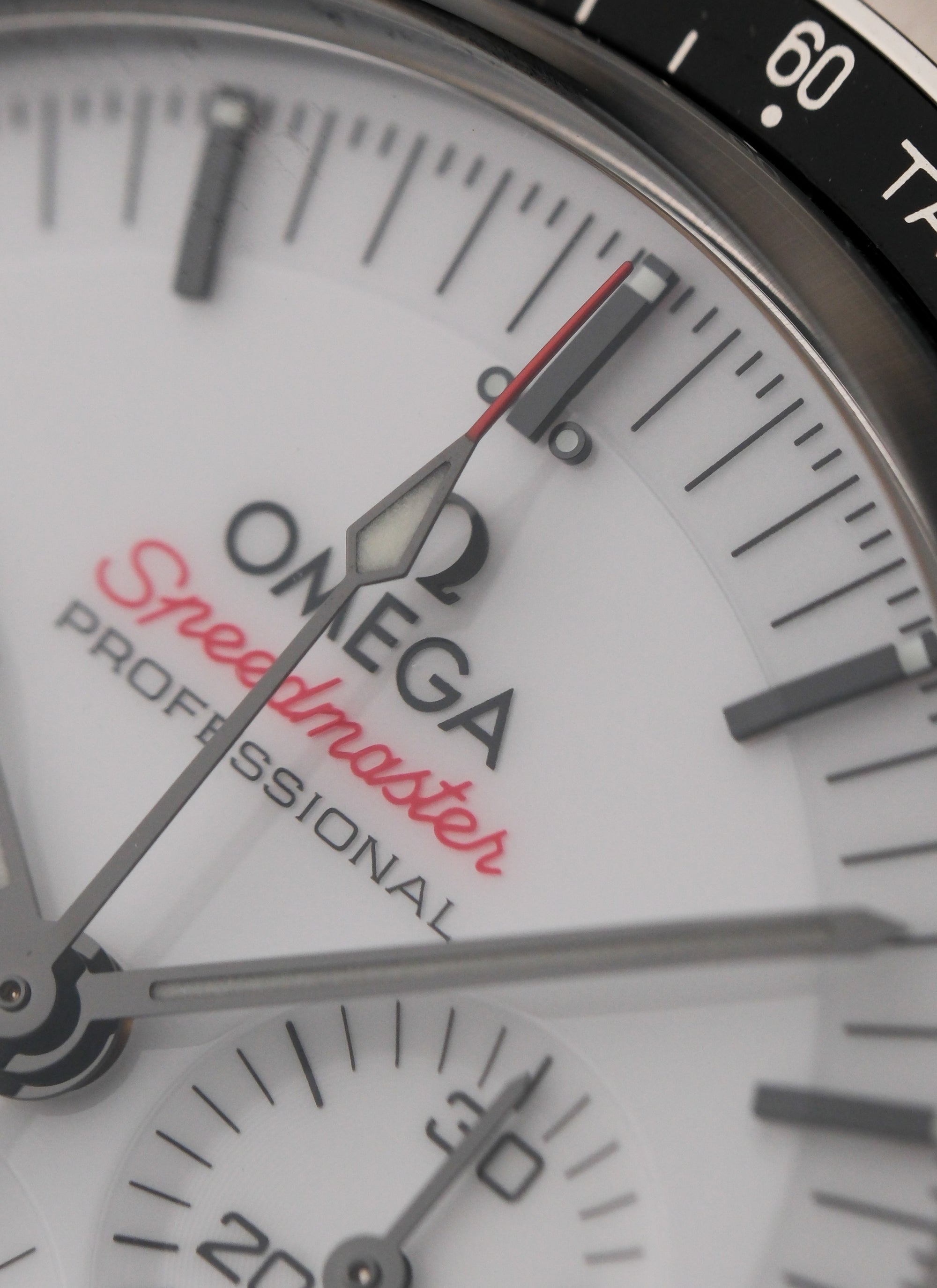 Omega Speedmaster Professional Moonwatch White NEW 2026 VAT