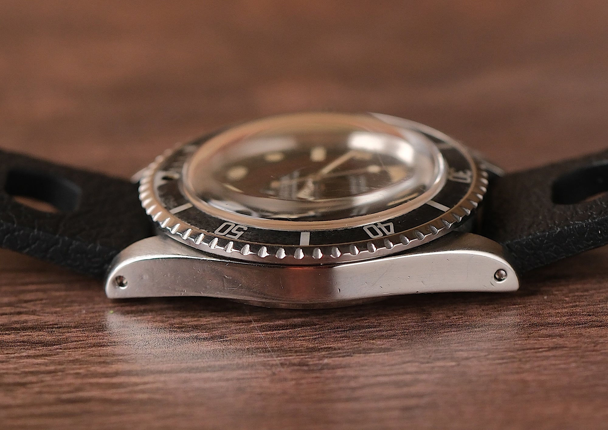 Rolex Submariner (No Date) 1969 creme patina / meters first