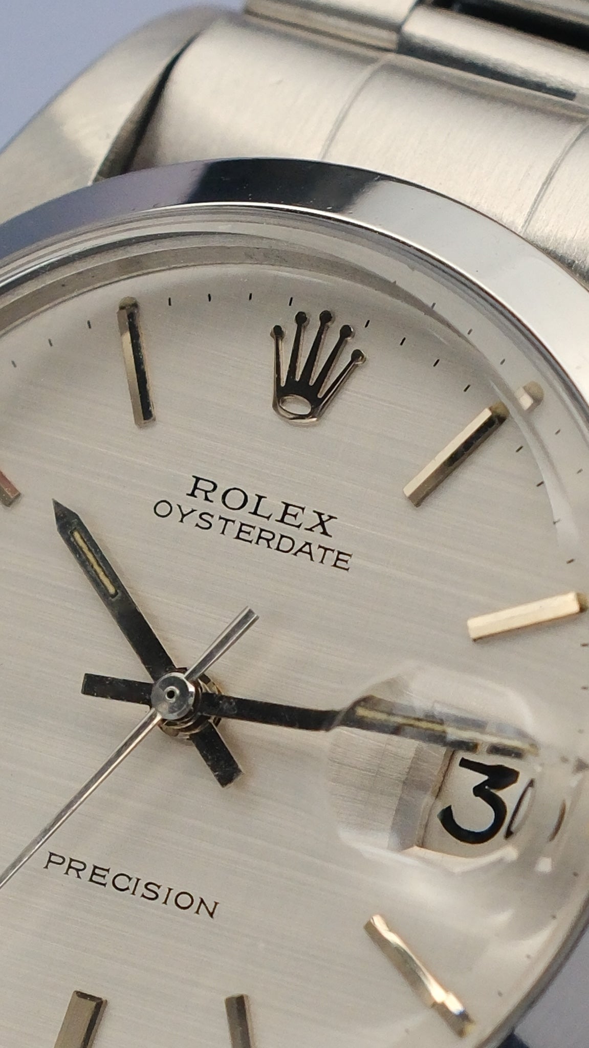SOLD Rolex Oysterdate precision 6694 &quot;linen dial&quot;