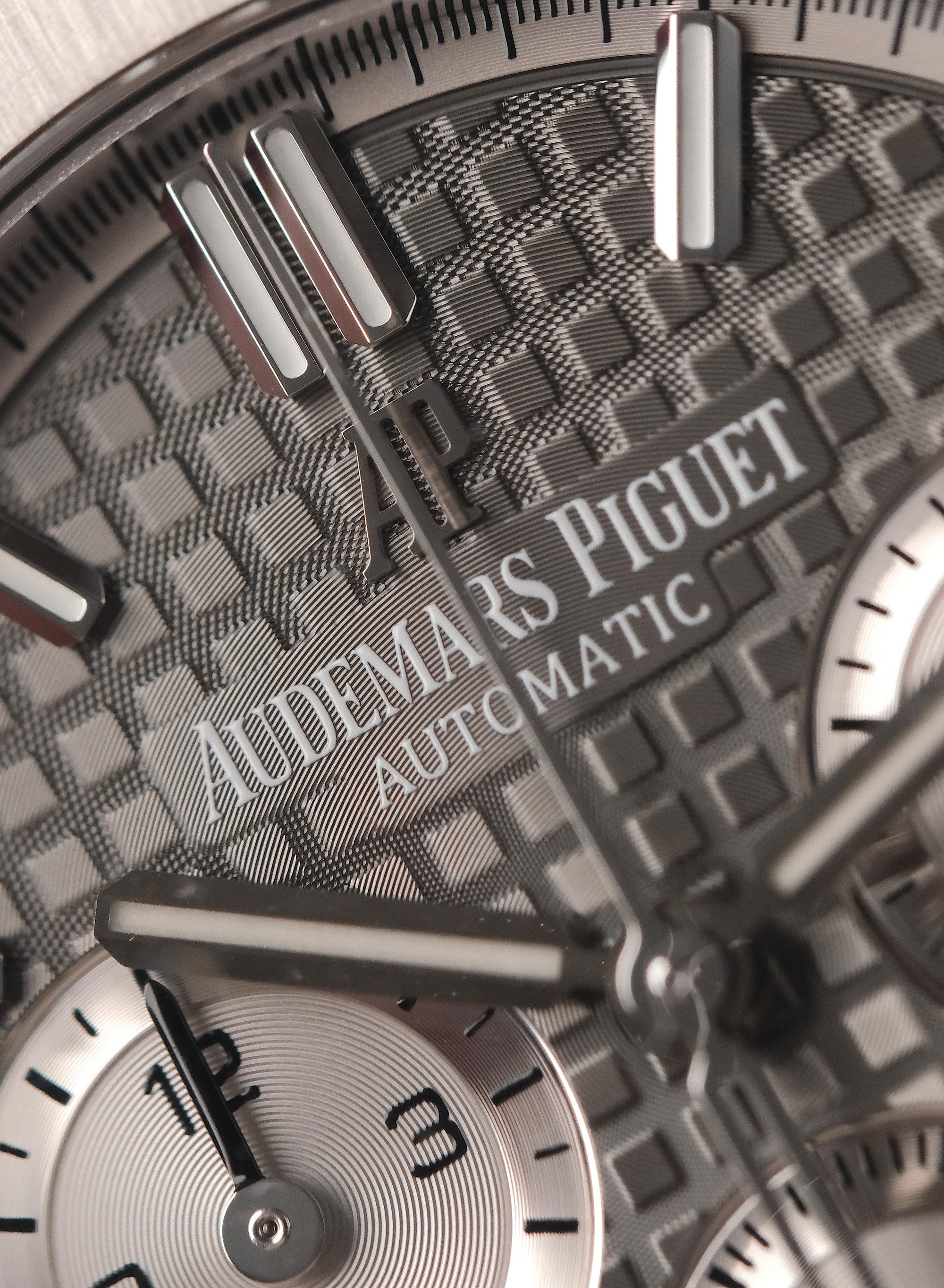 Audemars Piguet Royal Oak Chronograph -2021 / extract / AP warranty left