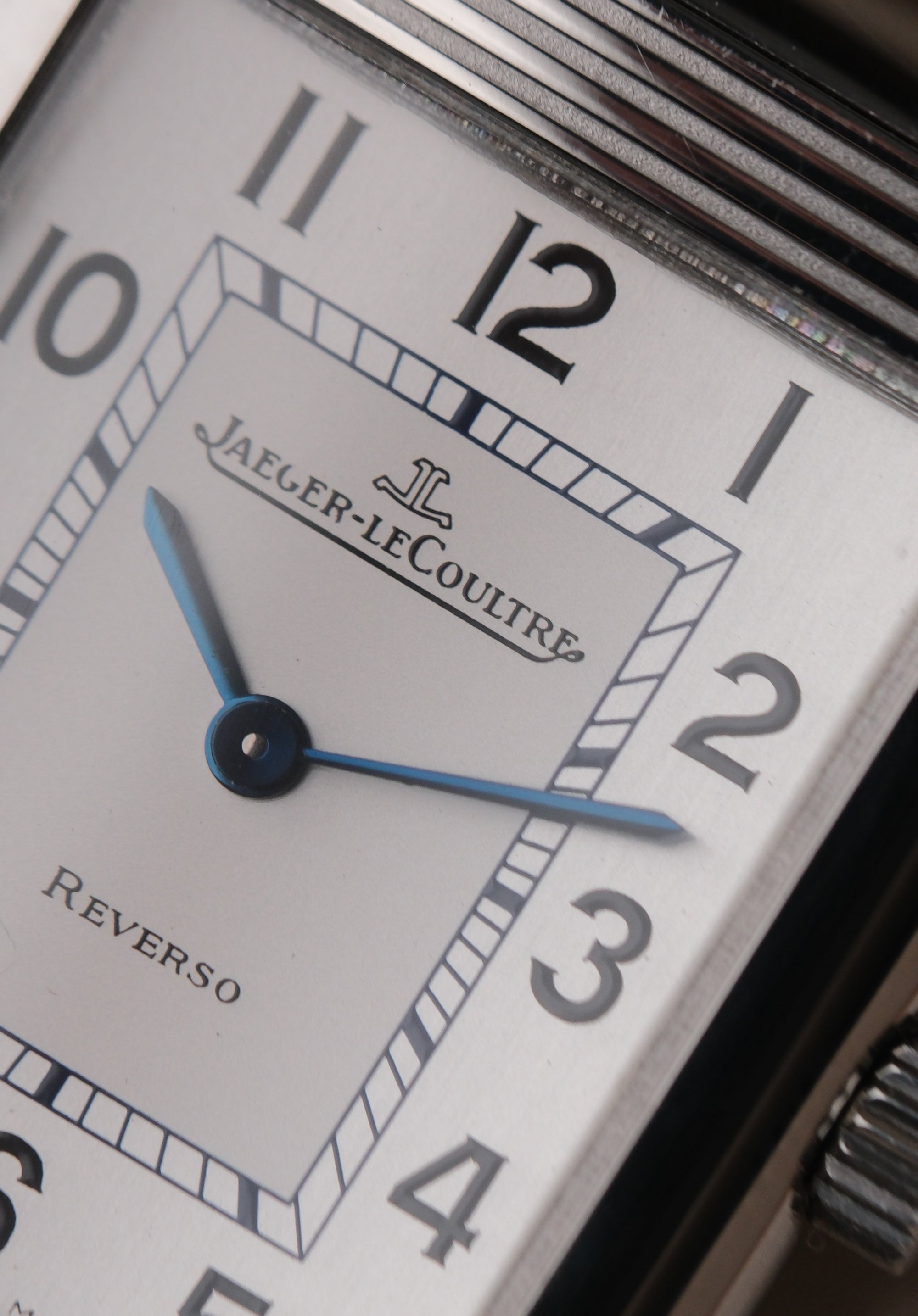 Jaeger-LeCoultre Reverso Classique Full set 2009 / service and polish - 1 year warranty