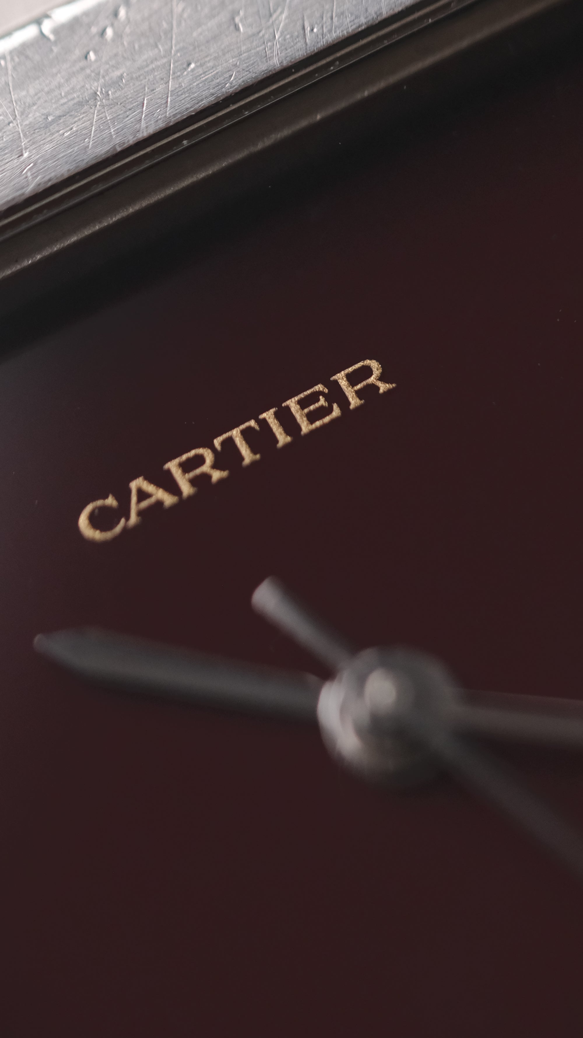 Cartier Santos Burgundy - unpolished - 1 year warranty 2960