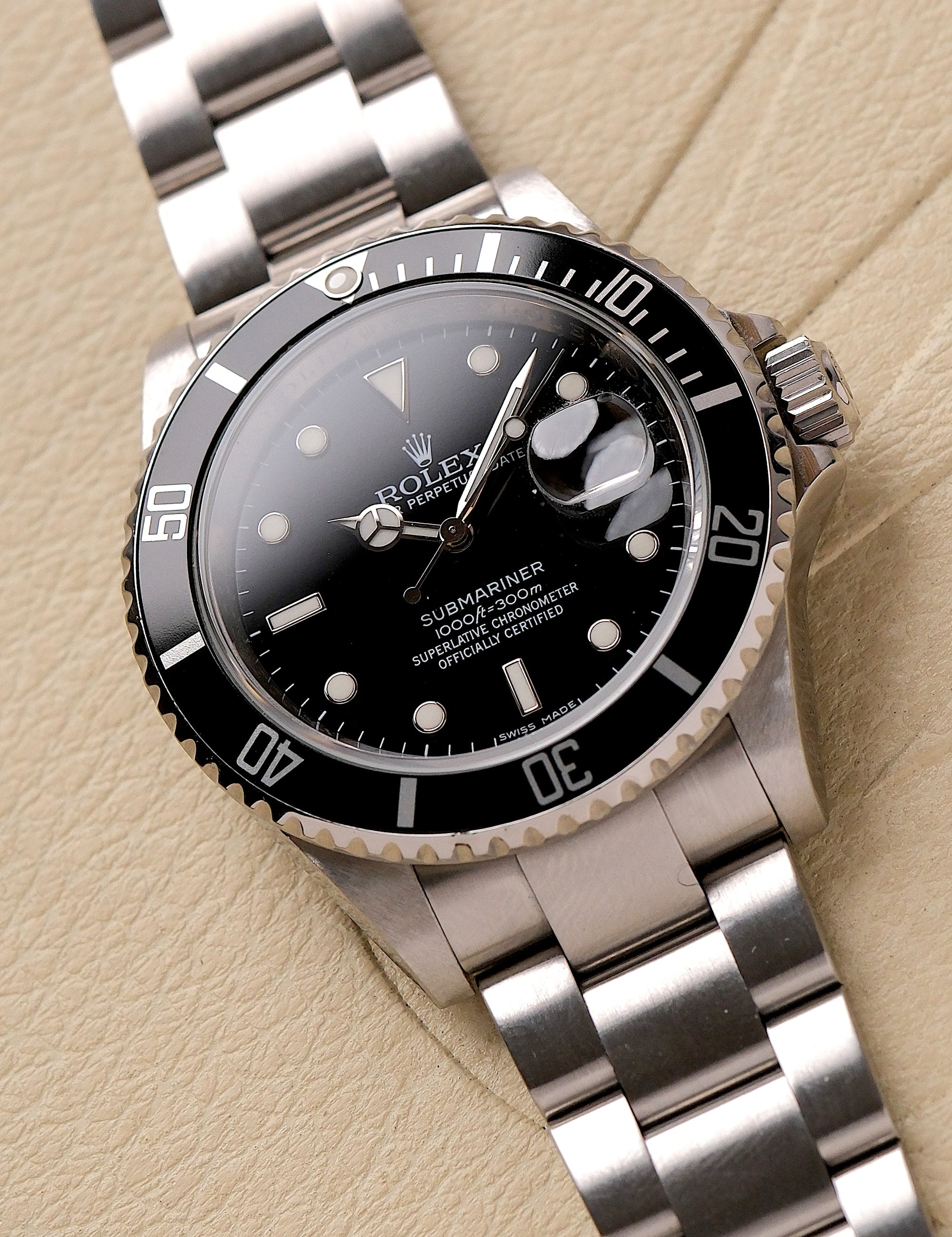 SOLD Rolex Submariner 16610 M-Serial – Engraved Rehaut – Card