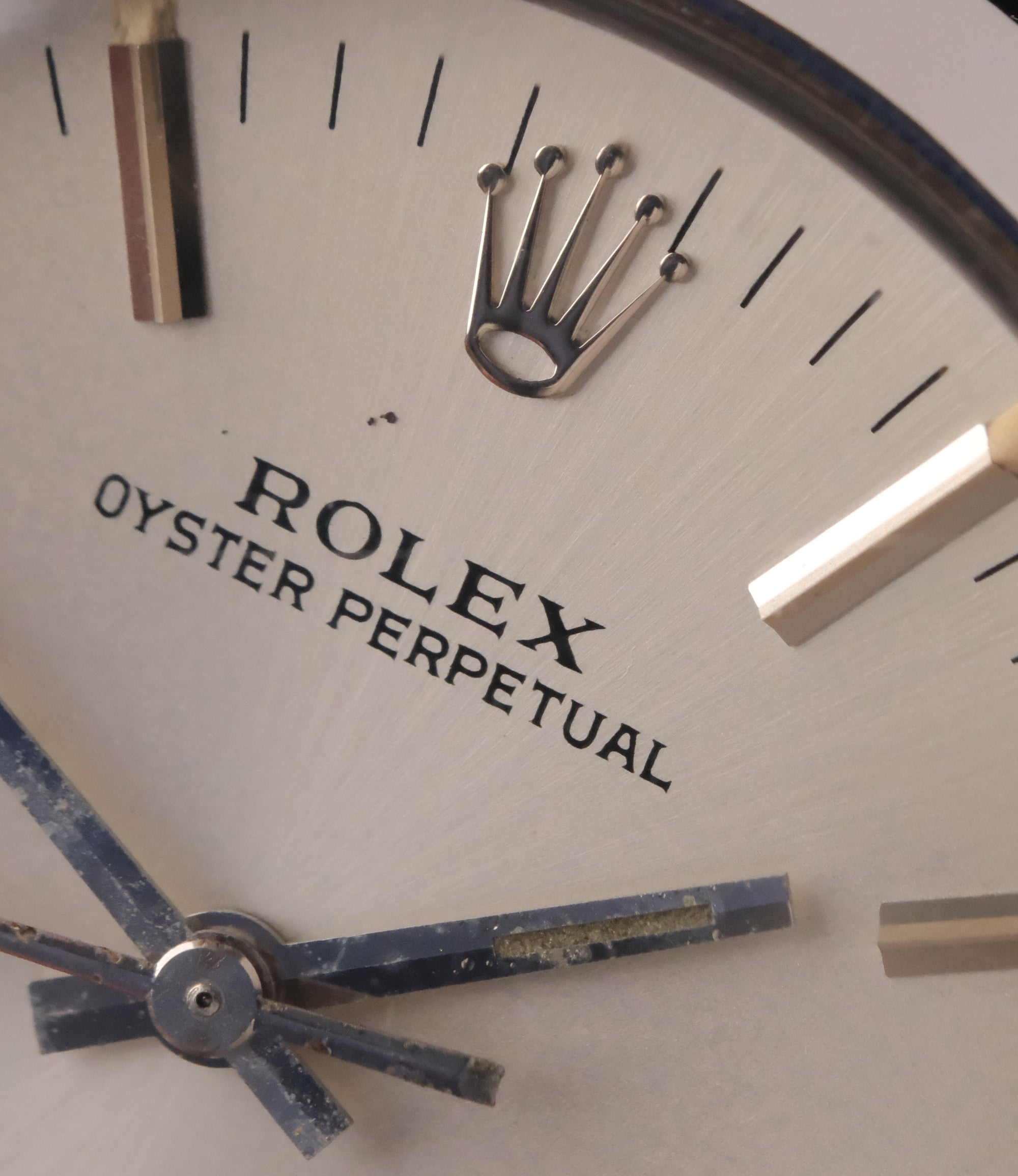 Vintage 1975 Rolex Oyster Perpetual 1002 – Silver Dial – Calibre 1570 – Eon Watches