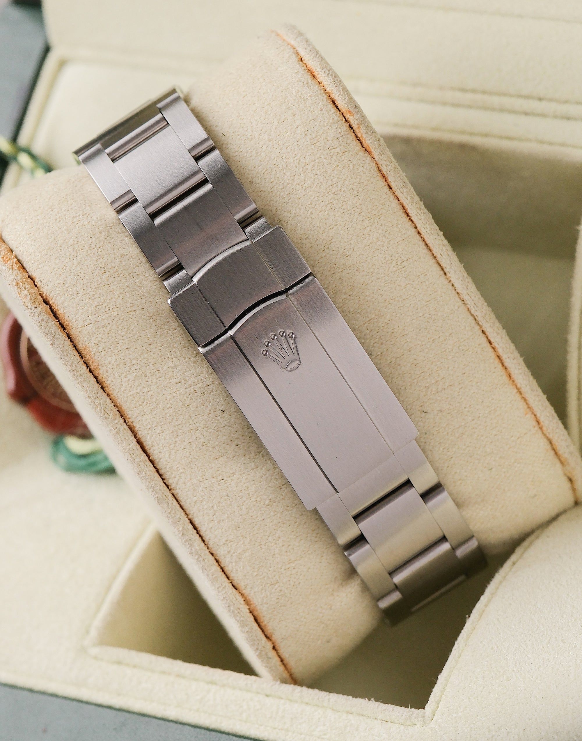 Rolex Oyster Perpetual 39 Black Dial – 2019 Full Set