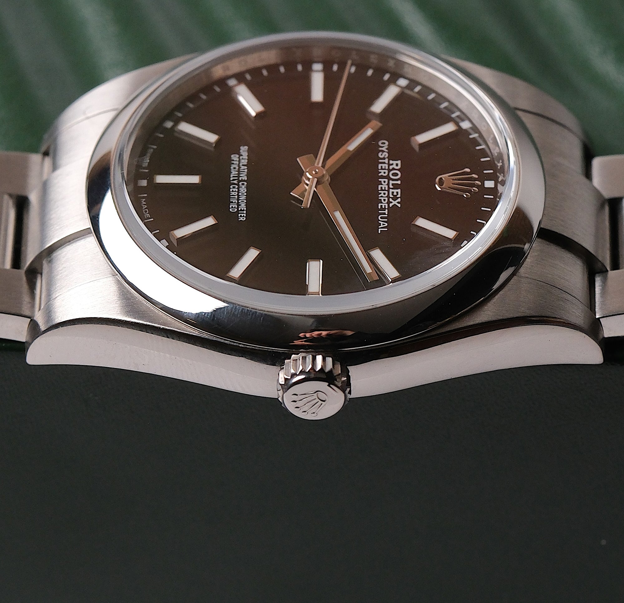 Rolex Oyster Perpetual 39 Black Dial – 2019 Full Set