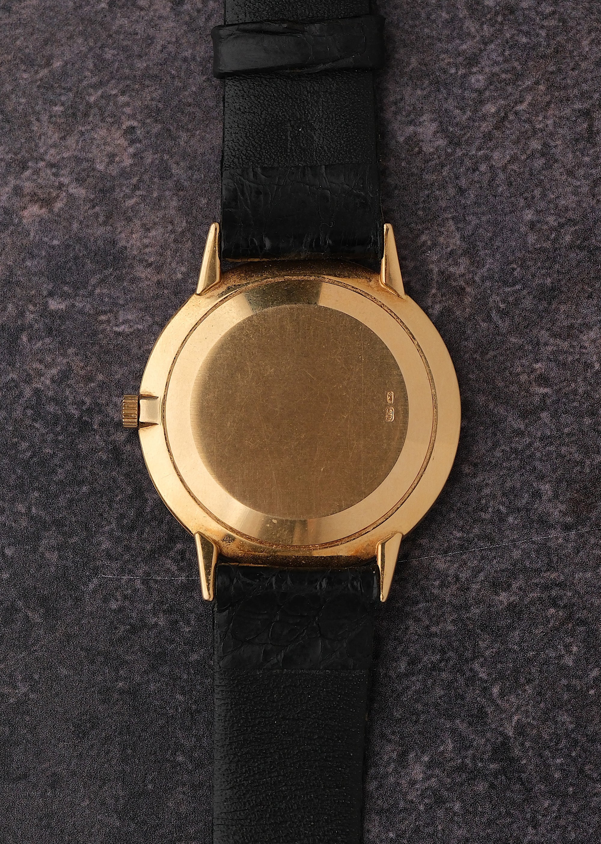 Patek Philippe Calatrava 1984 - extract - box / Ivory dial