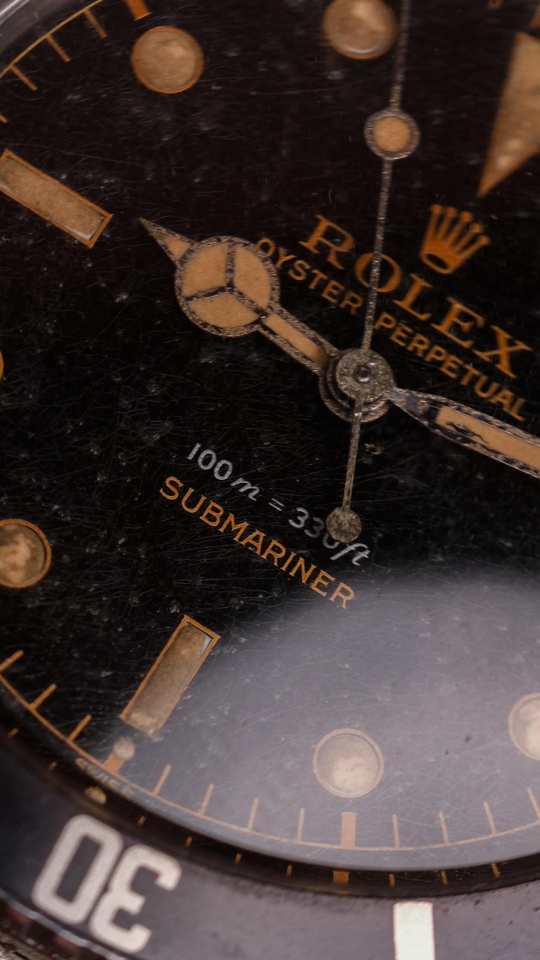 RESERVED Rolex Submariner 5508 original dial hands / James bond / 2 line Gilt Exclamation 1962