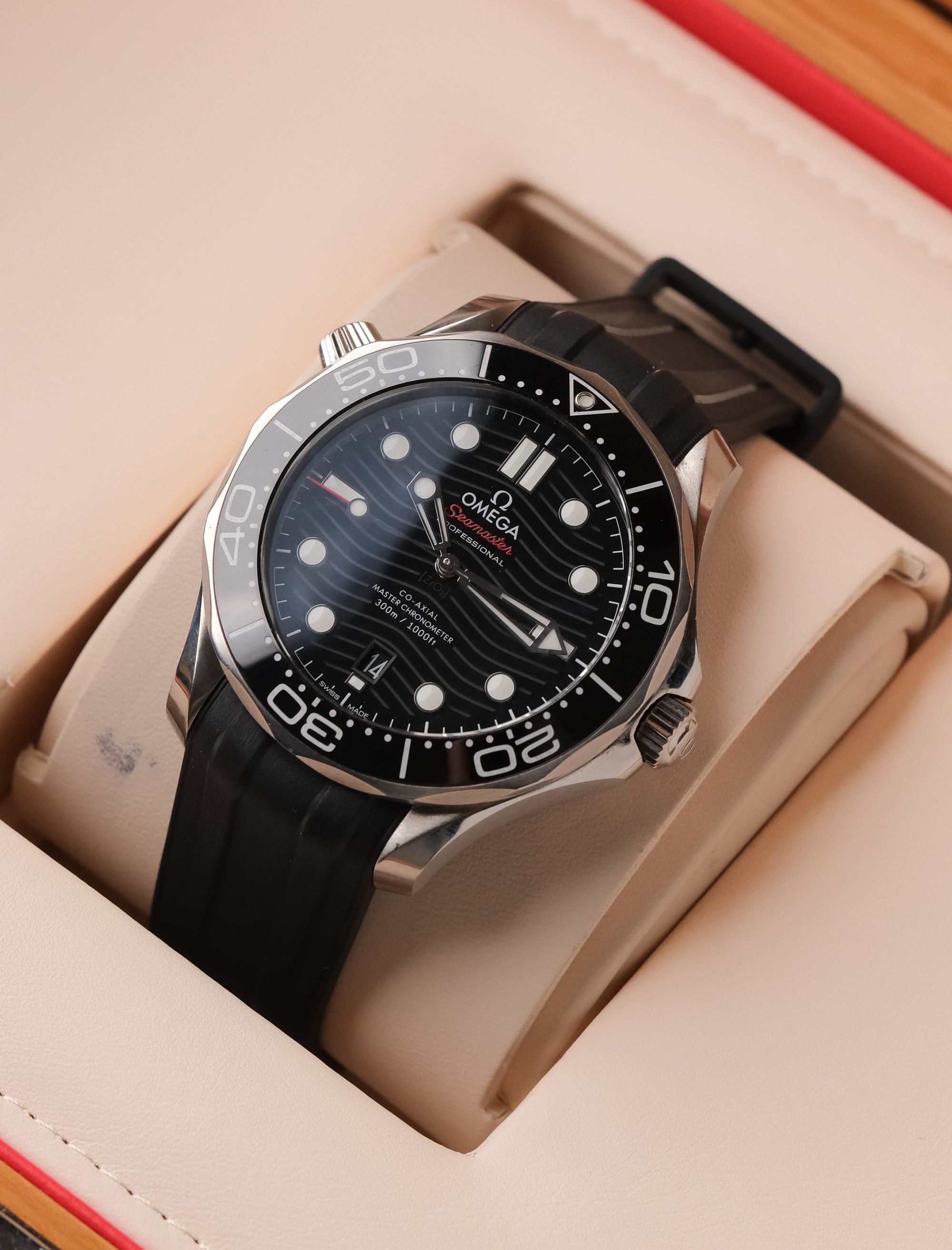 Omega Seamaster Diver 300 M as new / 2025 / full set