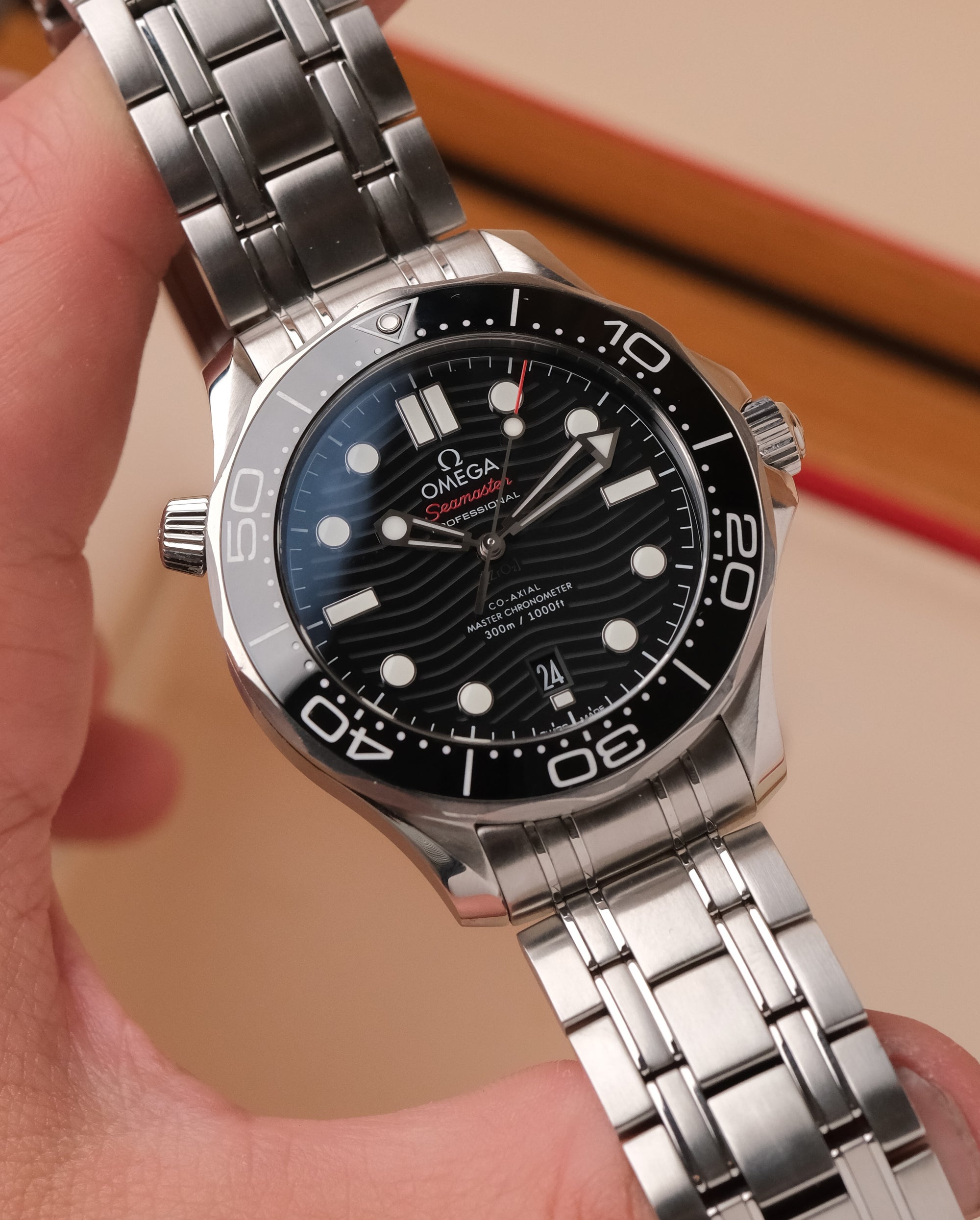 Omega Seamaster Diver 300 M 2023 minty