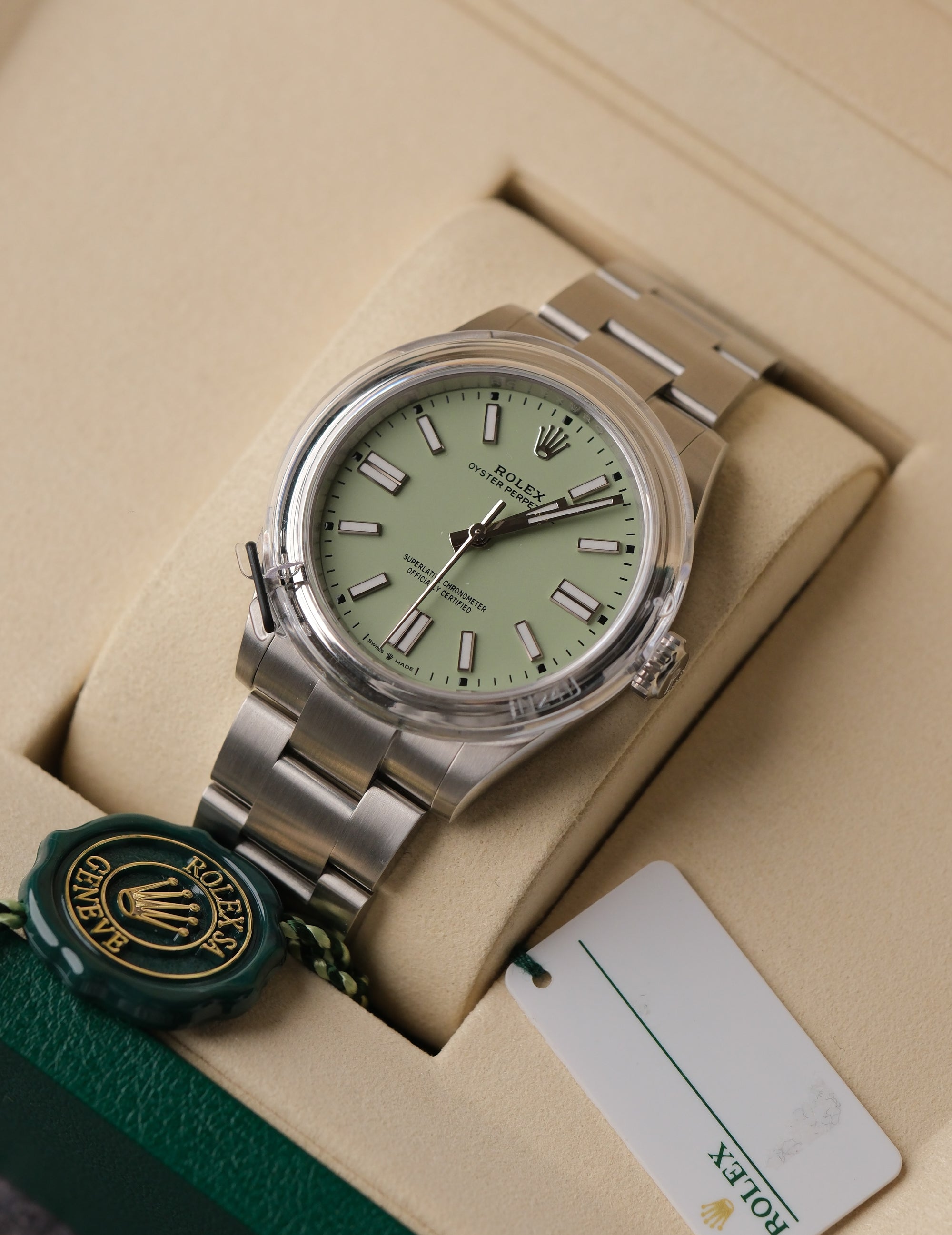 New/Unworn 41mm Pistachio Dial Full Set