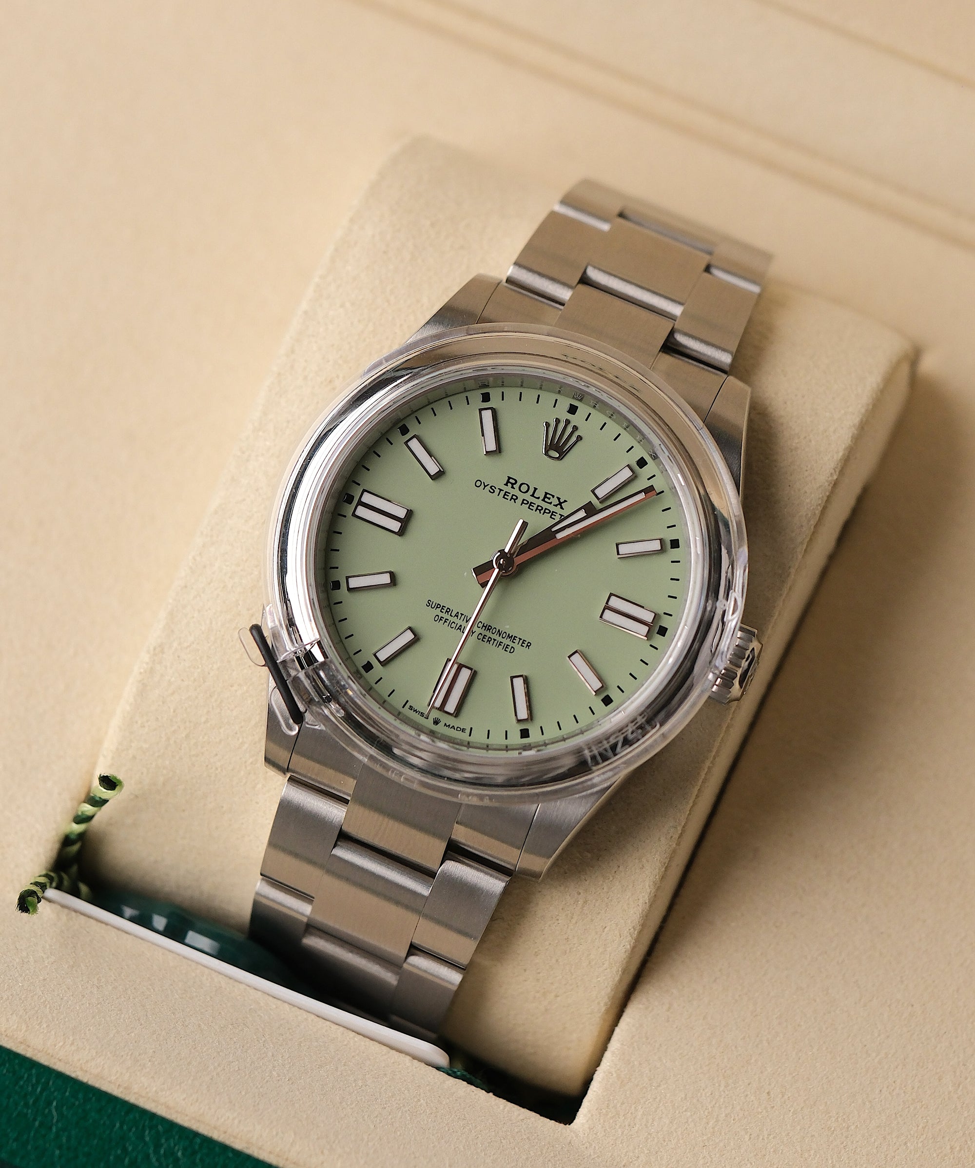 New/Unworn 41mm Pistachio Dial Full Set