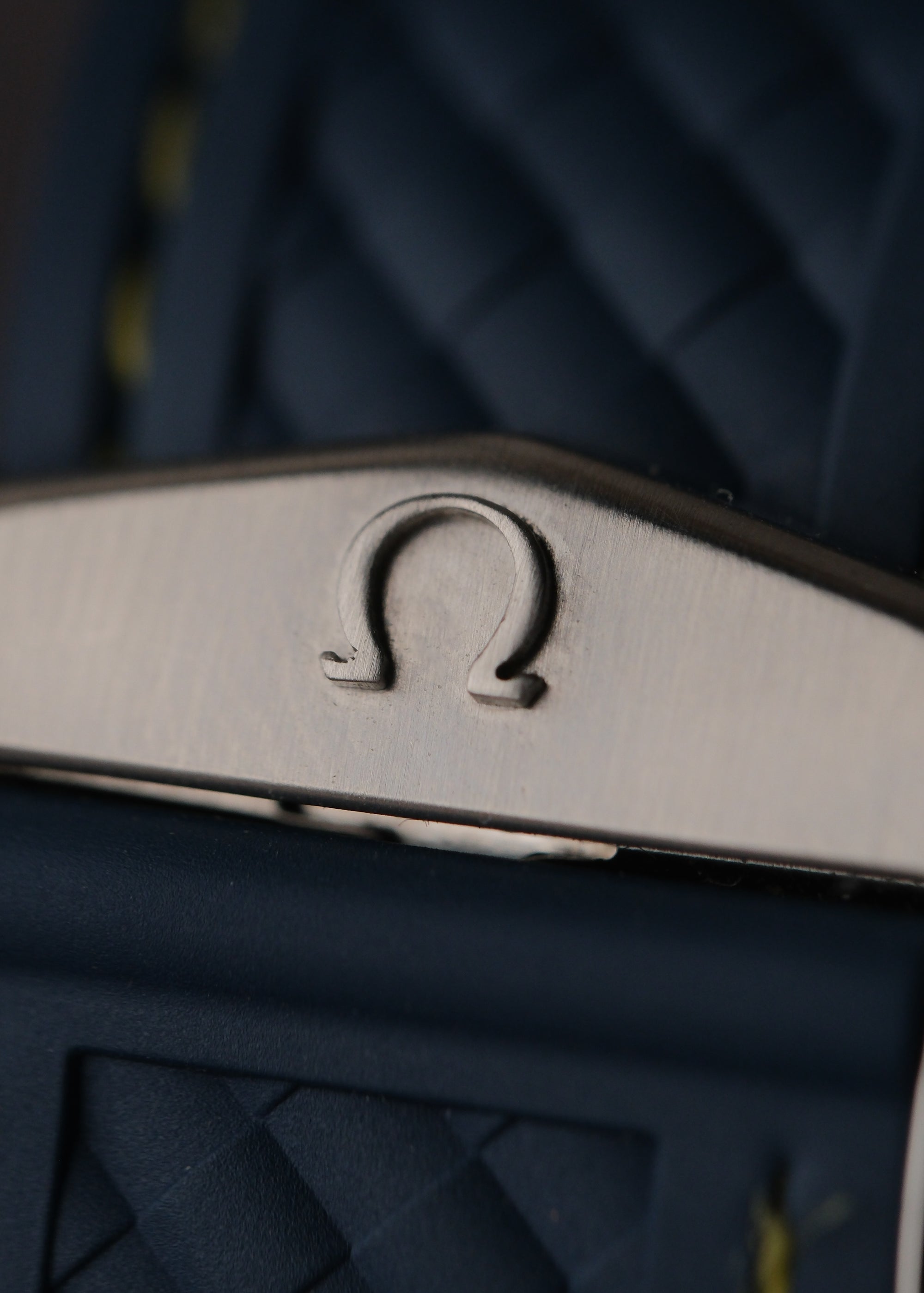 Omega Seamaster Aqua Terra 41mm Blue Dial Rubber Strap 220.13.41.21.03.003