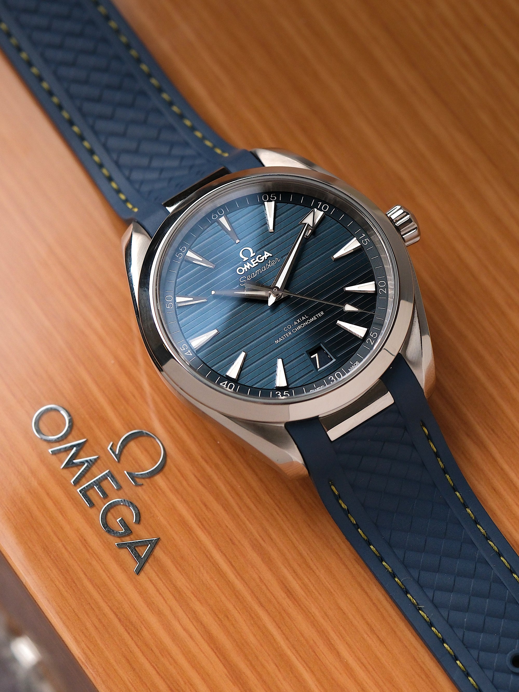 Omega Seamaster Aqua Terra 41mm Blue Dial Rubber Strap 220.13.41.21.03.003