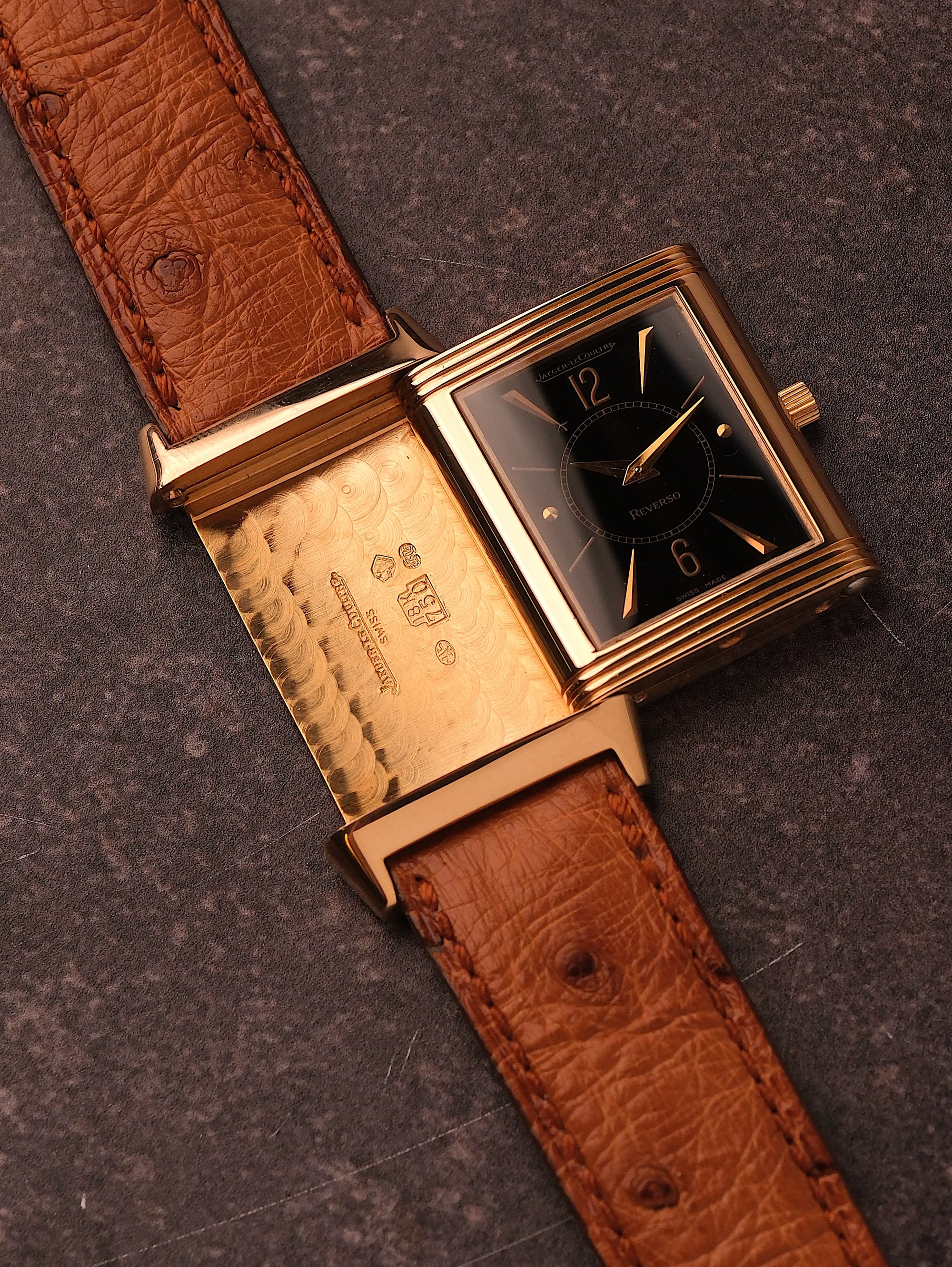 Jaeger-LeCoultre Reverso Classique 18K Gold Black Dial 250.2.86 (Asprey &amp; Garrard Papers)