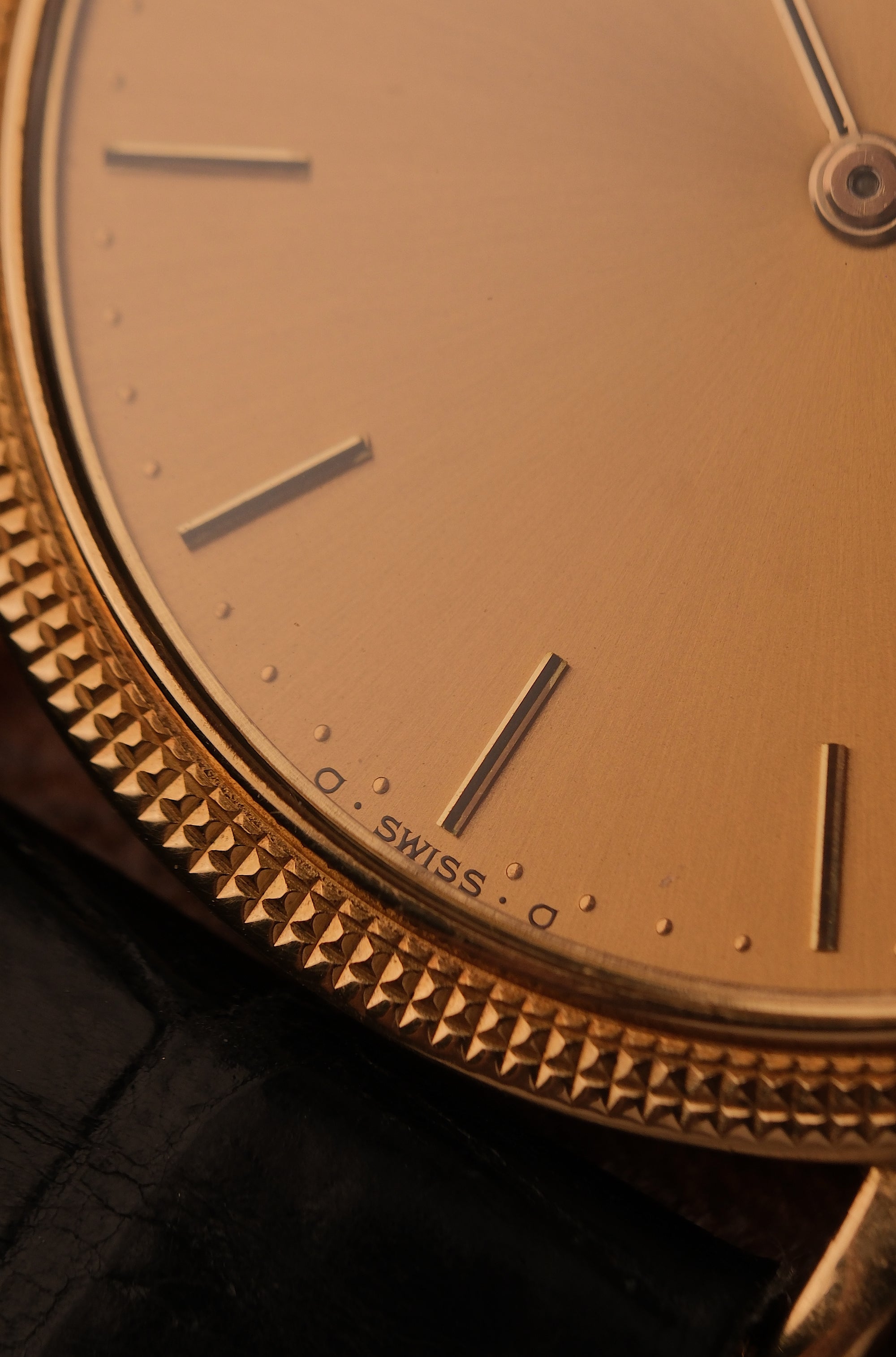 Patek Philippe Calatrava Clous de Paris Ref. 3744 - Unpolished &amp; Rare Tropical Dial