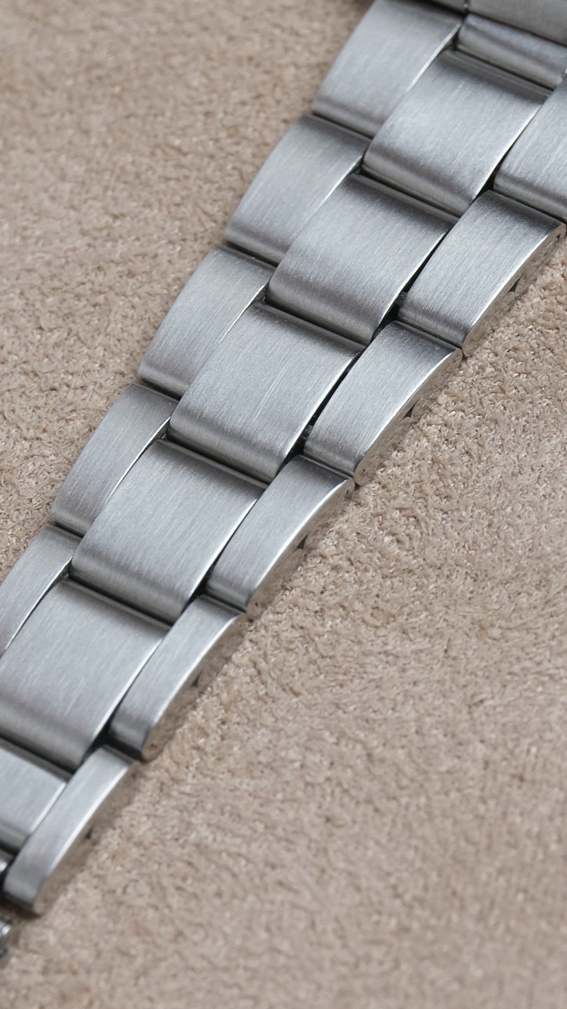 Rolex Oyster Perpetual Date 1501 Shantung 1969