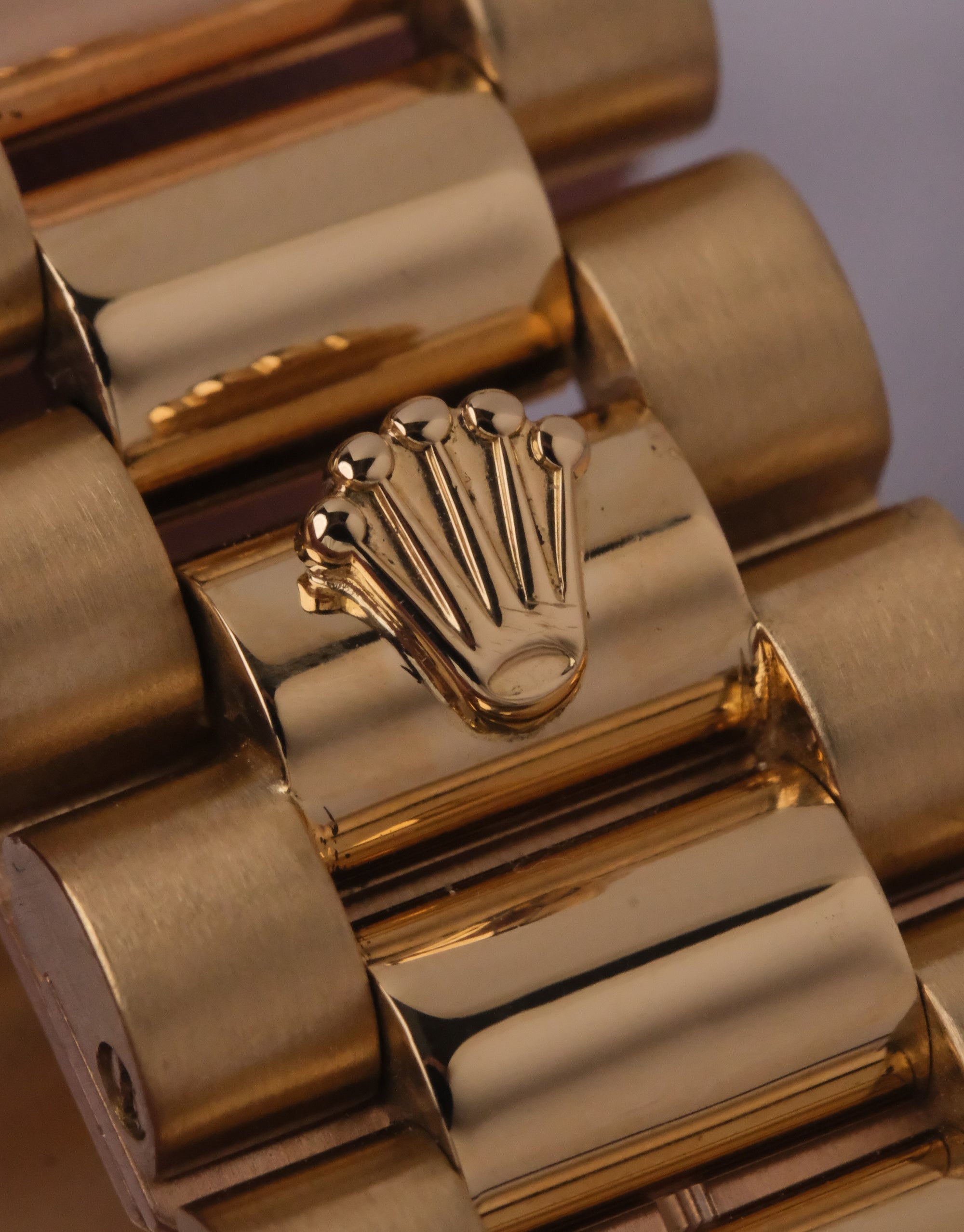 Rolex Day-Date 36 18238 18K Yellow Gold Champagne Service Dial (1990)